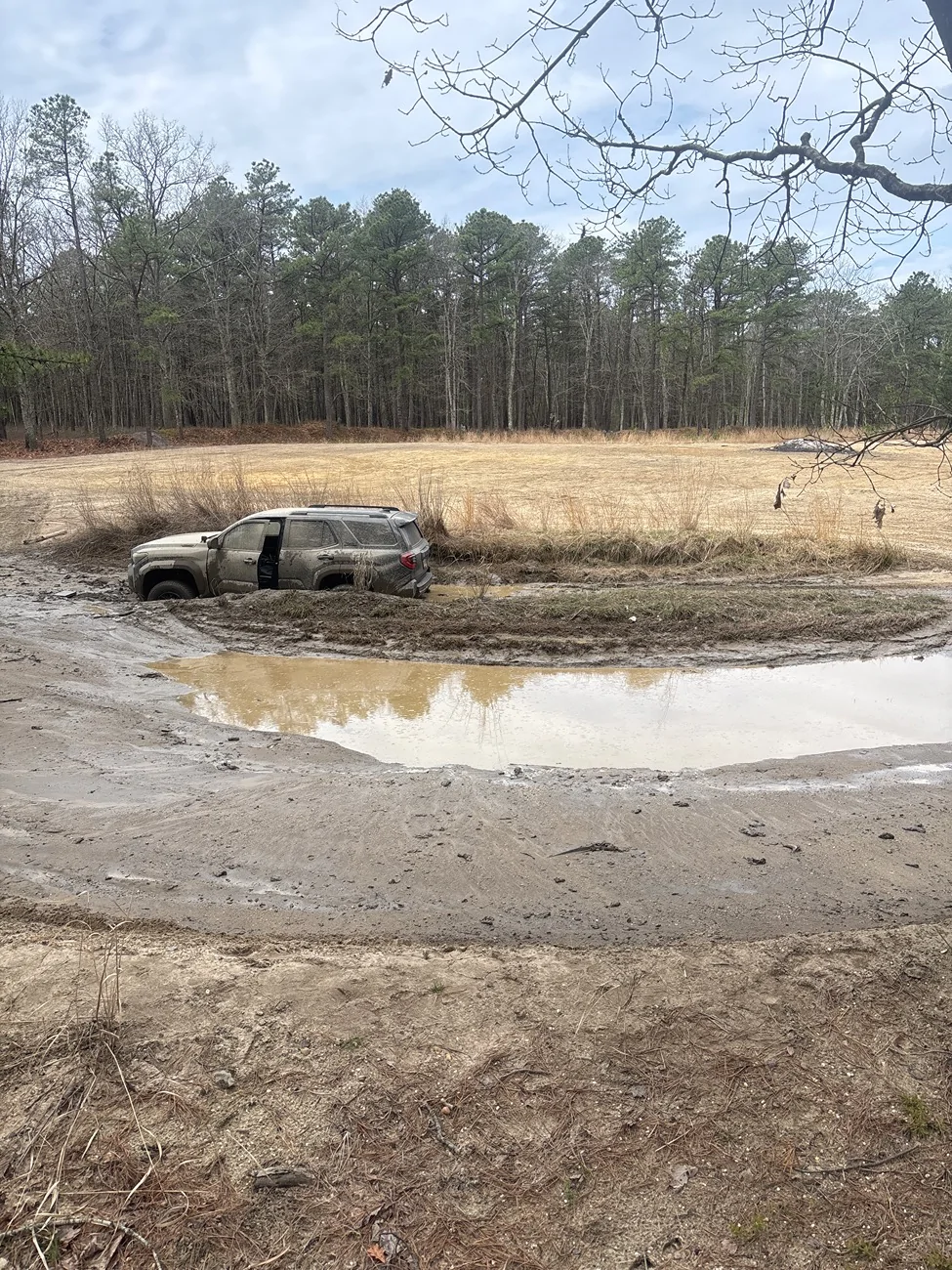 2025 4runner 6th gen Stuck in mud at Pine Barrens. Noob imag