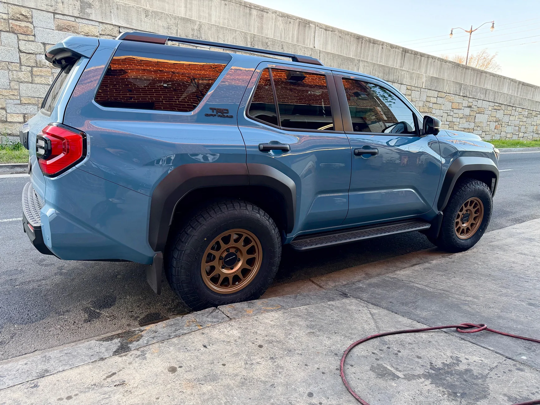 2025 2026 4runner 6th gen HERITAGE BLUE Photos 4Runner 6th Gen (2025+) IMG_4961