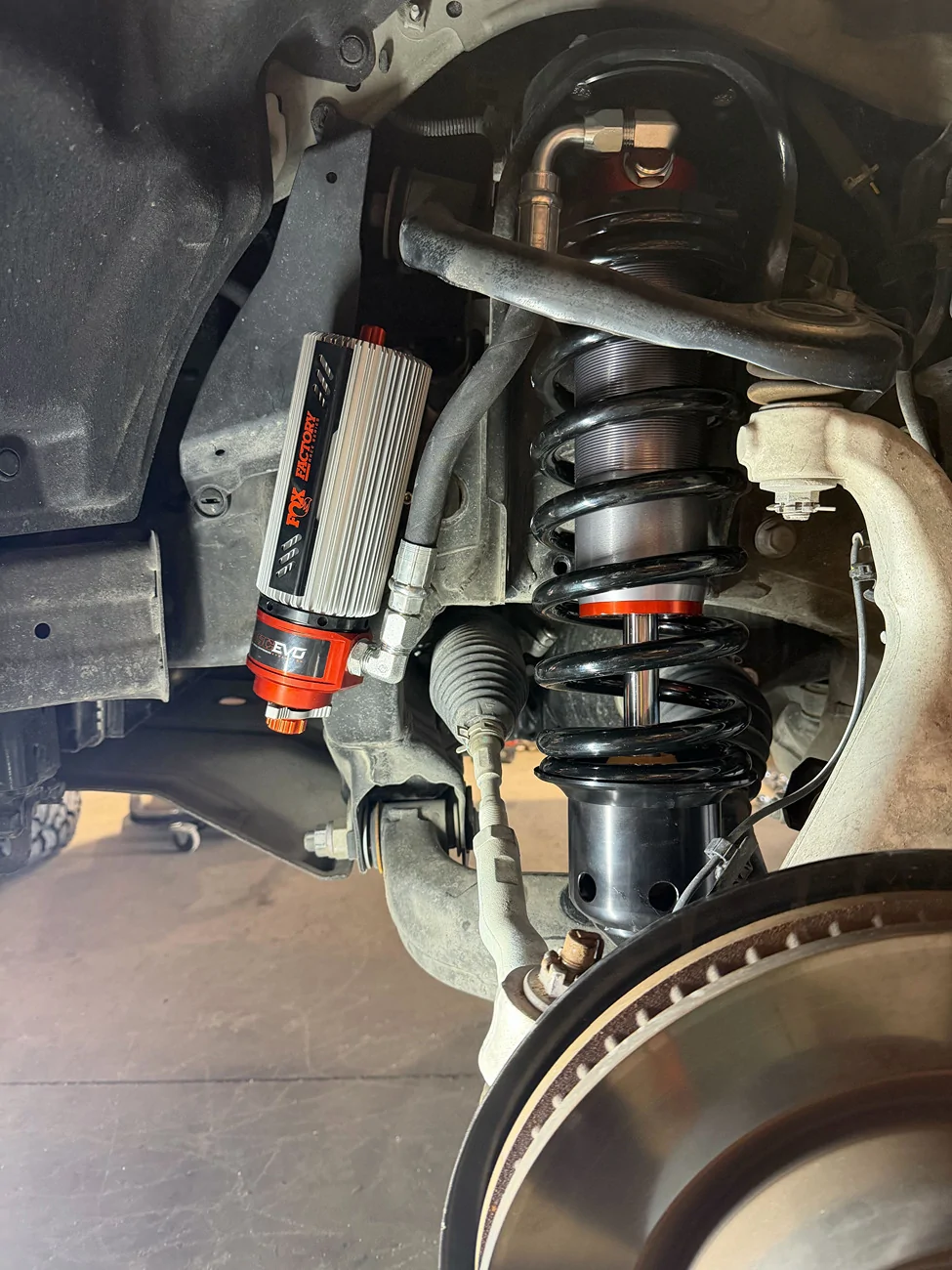 2025 2026 4runner 6th gen Fox 3.2 Internal Bypass Factory Race Series Shocks!!!! IMG_0688