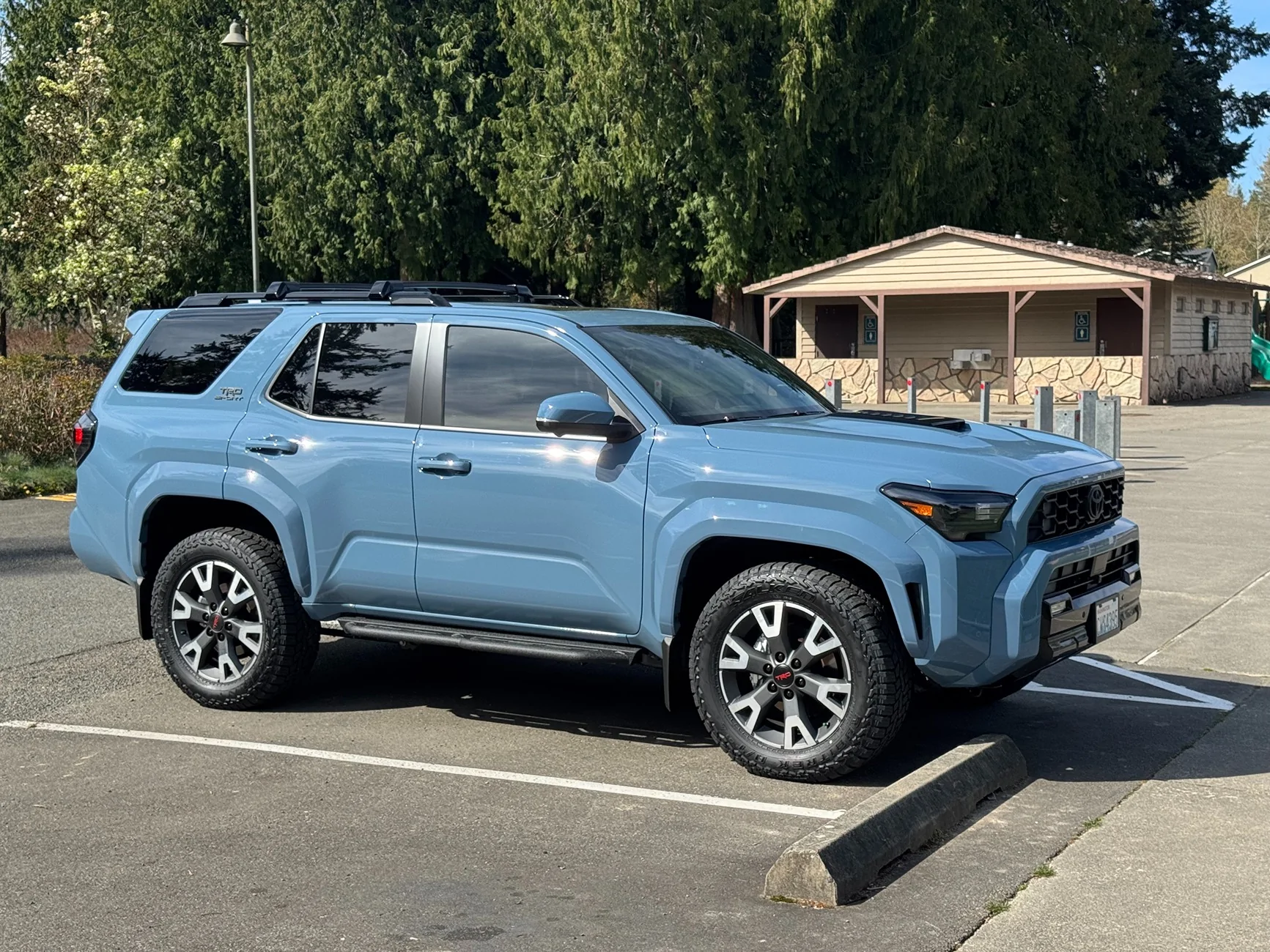 2025 2026 4runner 6th gen Fitment check: Moving from 20s to 17s on '26 TRD Sport Premium – Will 0 offset rub? IMG_1702