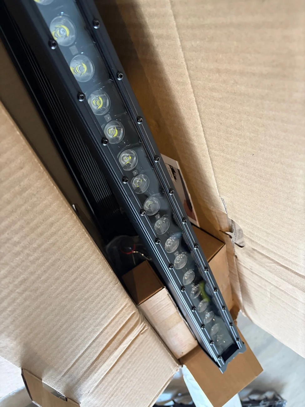 2025 2026 4runner 6th gen Trailhunter lower grille w/ light bar IMG_0680