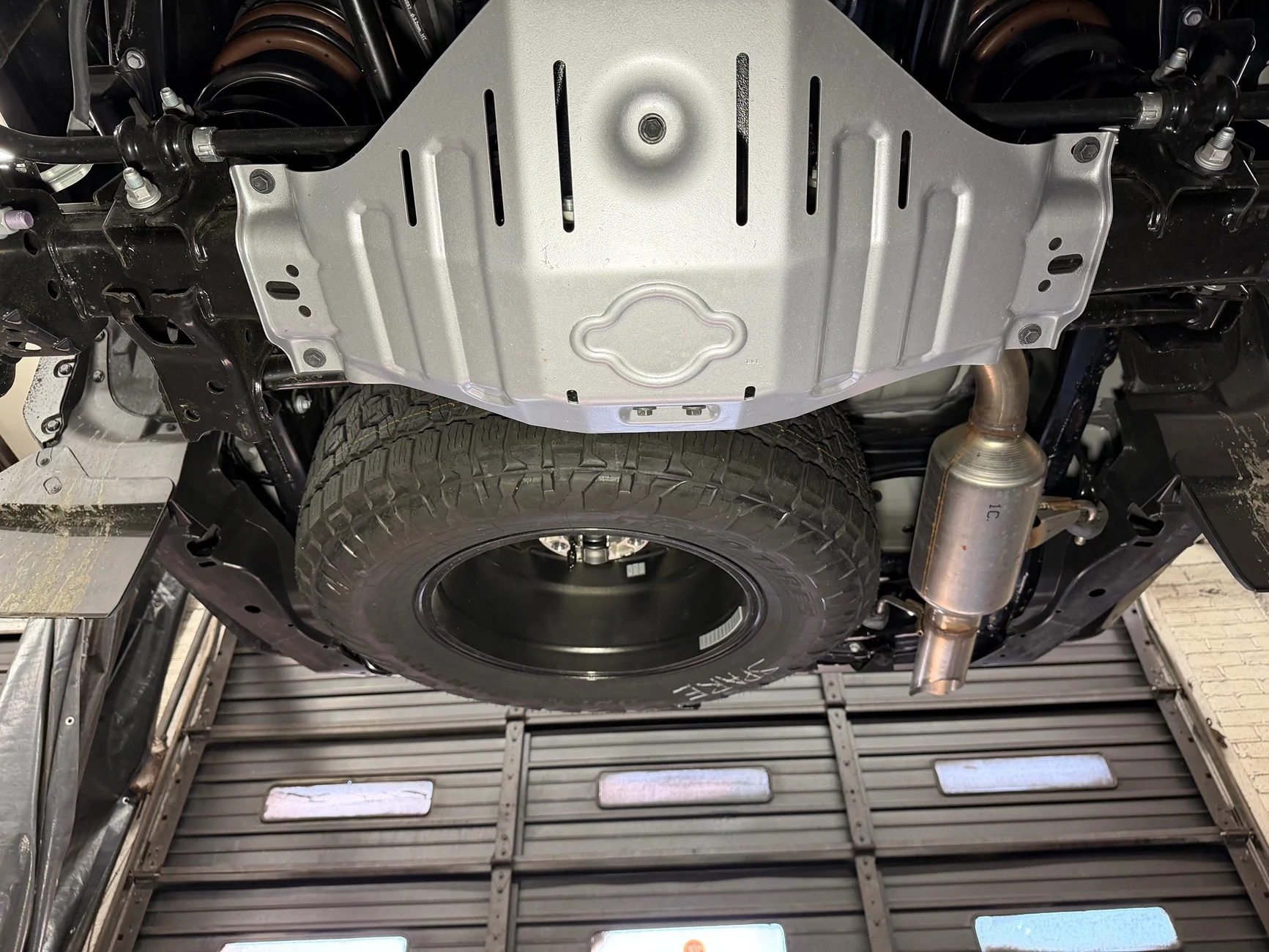 2025 2026 4runner 6th gen 6th Gen 4Runner Trailhunter Underside – Before & After Undercoating the Undercarriage (Detailed Pics) IMG_6621