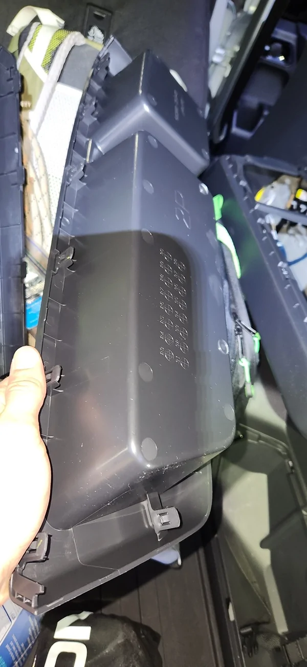 2025 2026 4runner 6th gen Cargo area storage baskets removal. 20260414_195429