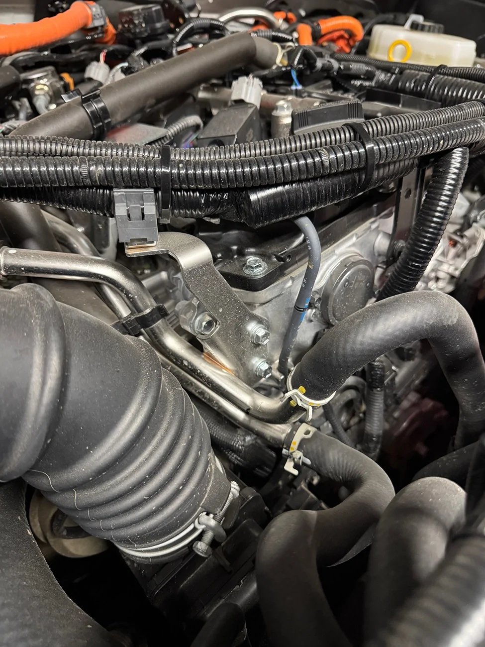 2025 2026 4runner 6th gen Burger Motorsports / JB4 Oil Catch Can - install & review 1776306161219-yh