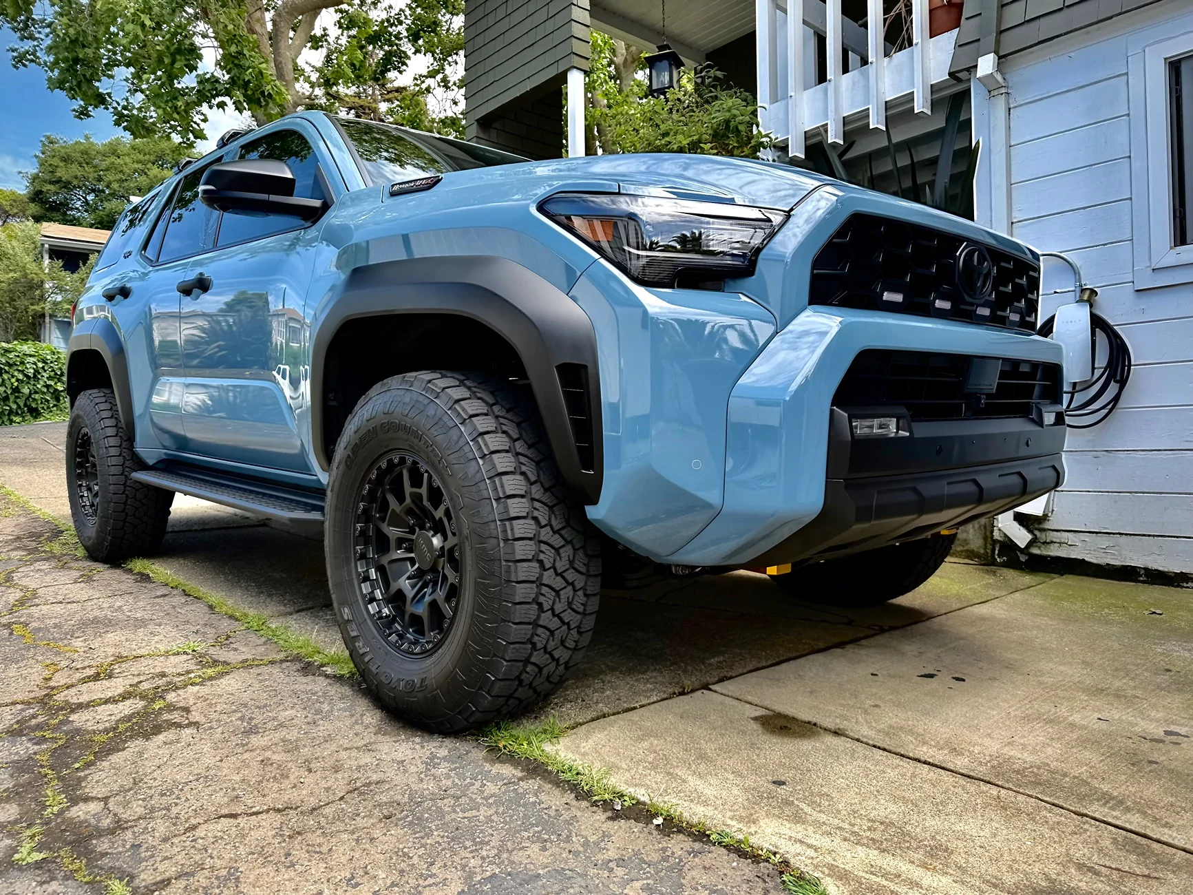 2025 2026 4runner 6th gen 2026 TRD Off-Road Premium ORP build : KMC, Toyo AT3, Westcott, SXTH Element, Husky, Beat-Sonic IMG_8675