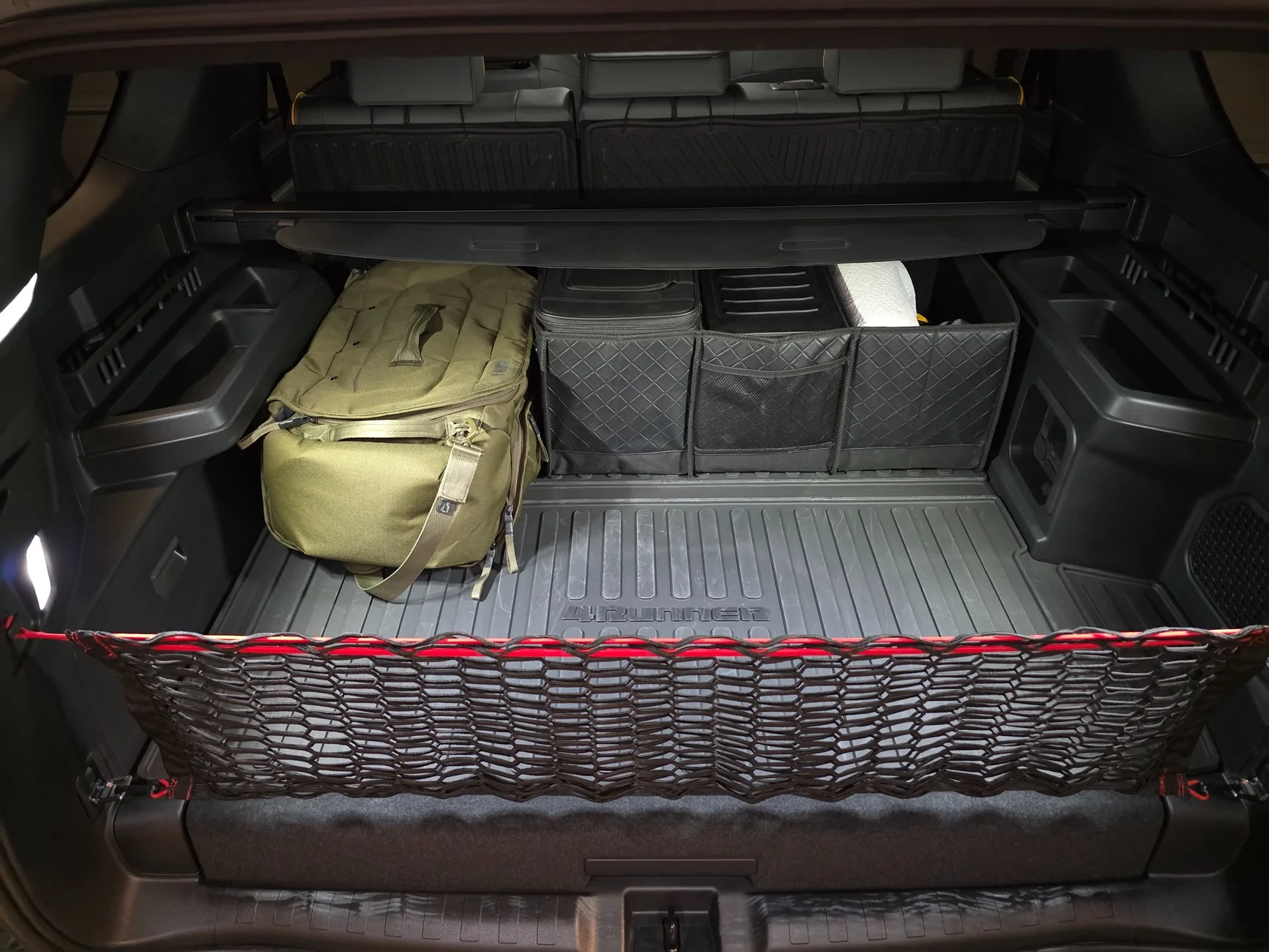 2025 2026 4runner 6th gen "Toyota Cargo Tray - All Weather 4Runner" -- experience / reviews? 20260420_182753