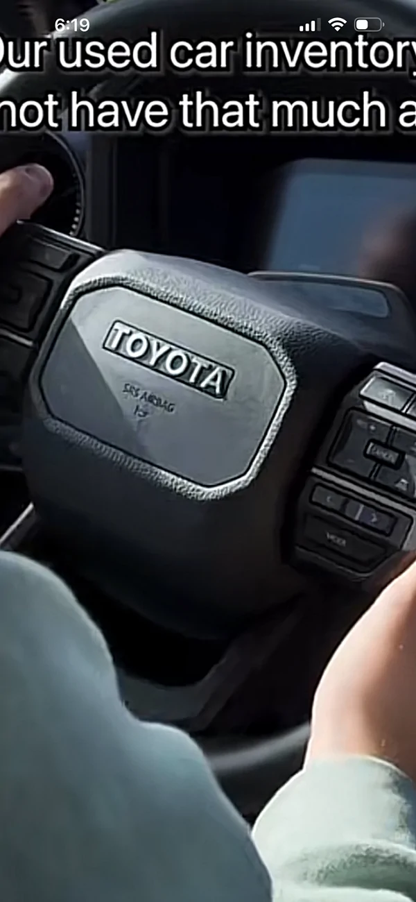 2025 2026 4runner 6th gen Steering Wheel Center Cover Swap IMG_7381