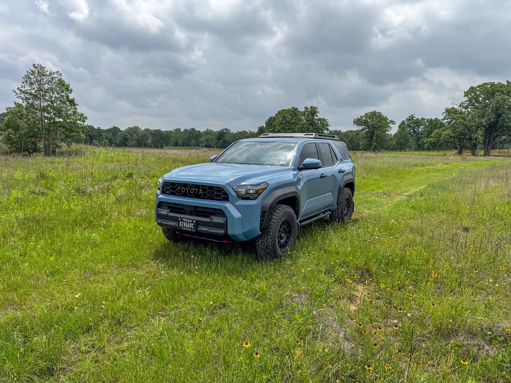 2025 2026 4runner 6th gen Heritage Blue Off-Road Premium - Chill Daily Driver IMG_3131