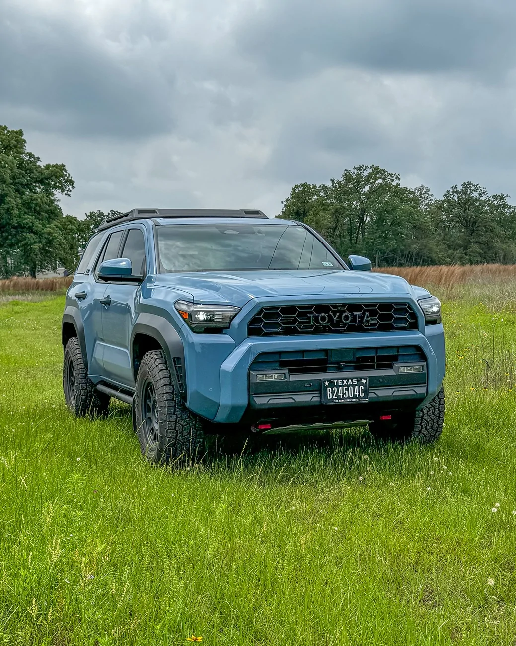 2025 2026 4runner 6th gen HERITAGE BLUE Photos 4Runner 6th Gen (2025+) IMG_3139