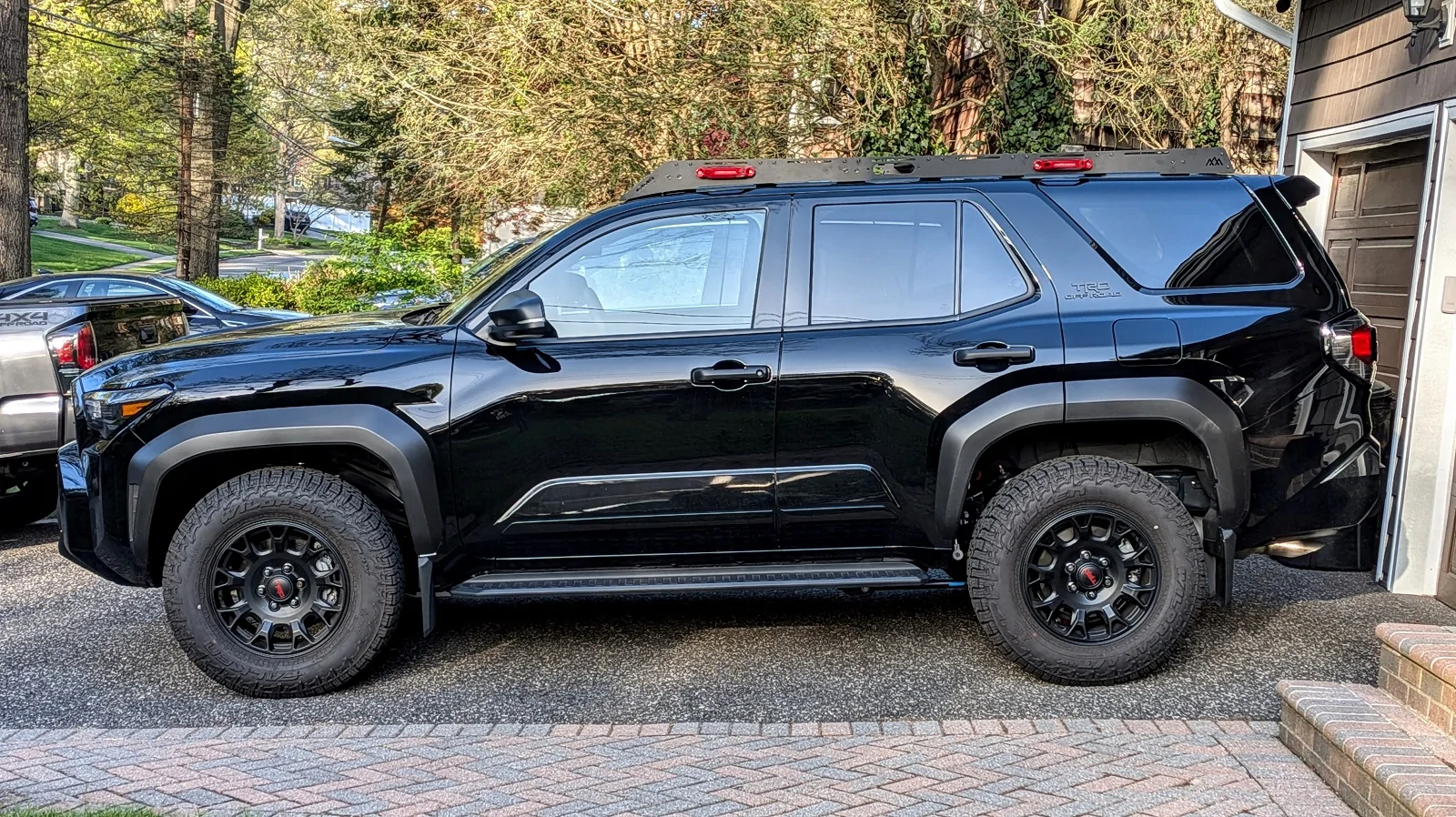 2025 2026 4runner 6th gen Backwoods Adventure Mods Driftr Full-Roof Rack installed PXL_20260426_222519385.RAW-01~2
