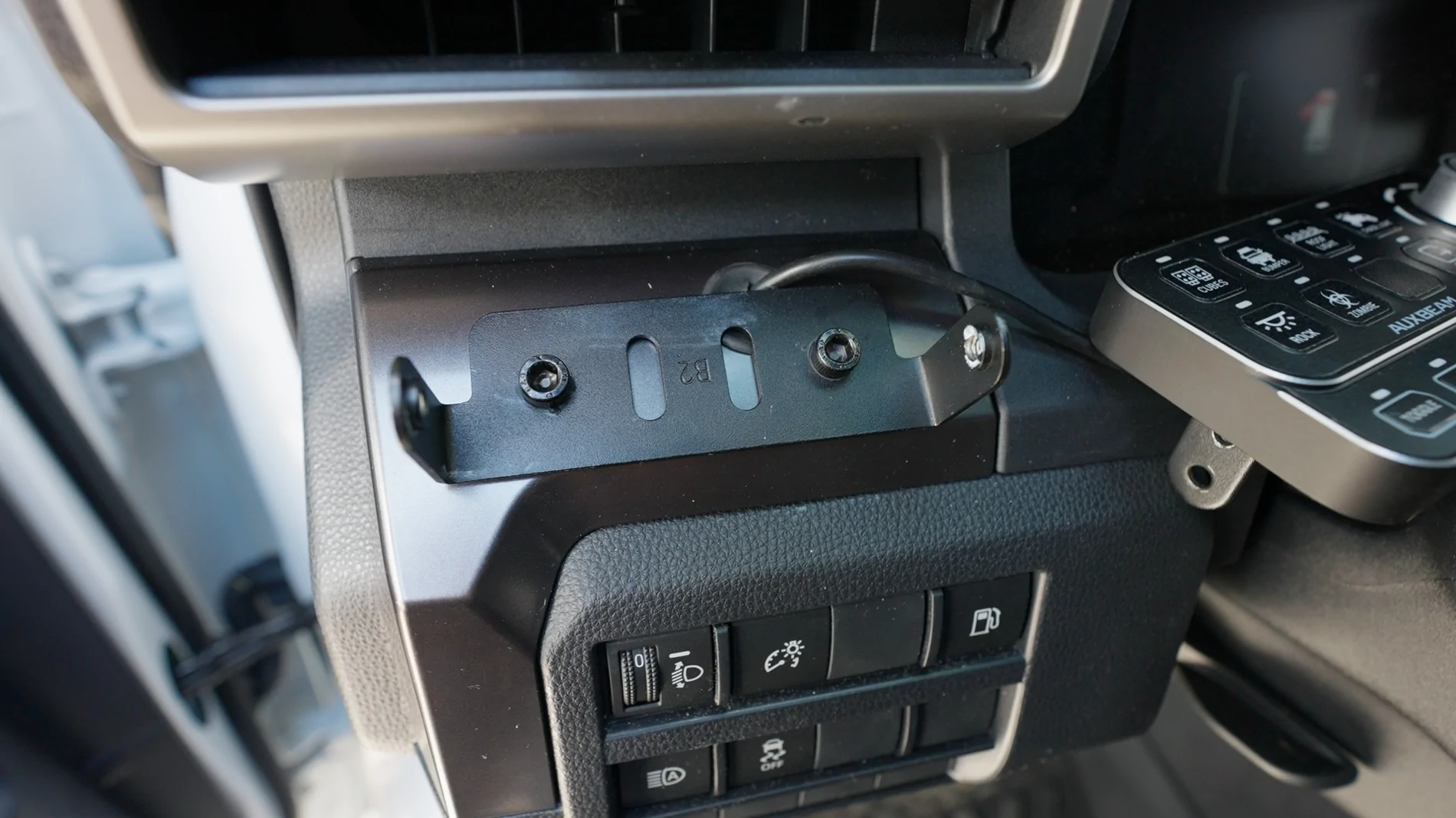 2025 2026 4runner 6th gen How-to DIY: Clean Switch Panel Install in 6th Gen 4Runner - Auxbeam KS80 Trim Bracket Installed