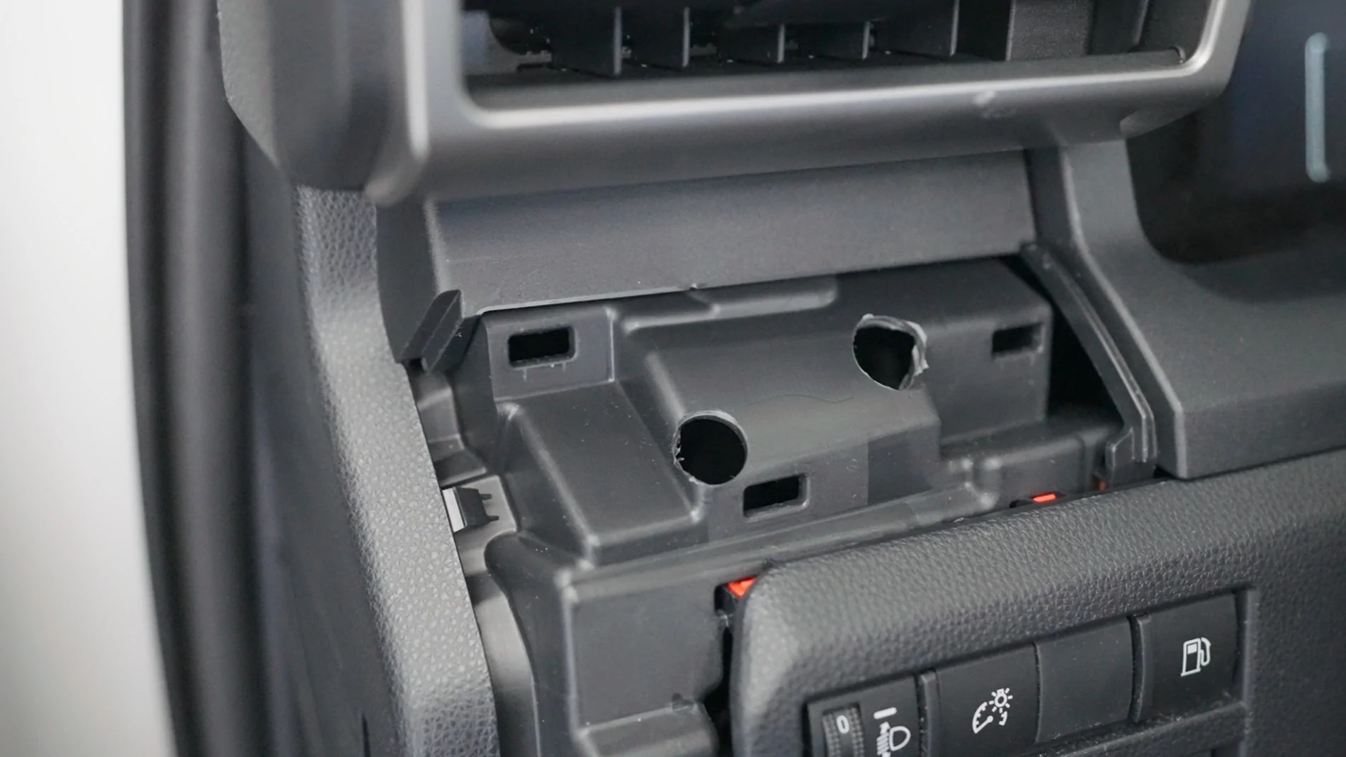 2025 2026 4runner 6th gen How-to DIY: Clean Switch Panel Install in 6th Gen 4Runner - Auxbeam KS80 Dash Notches