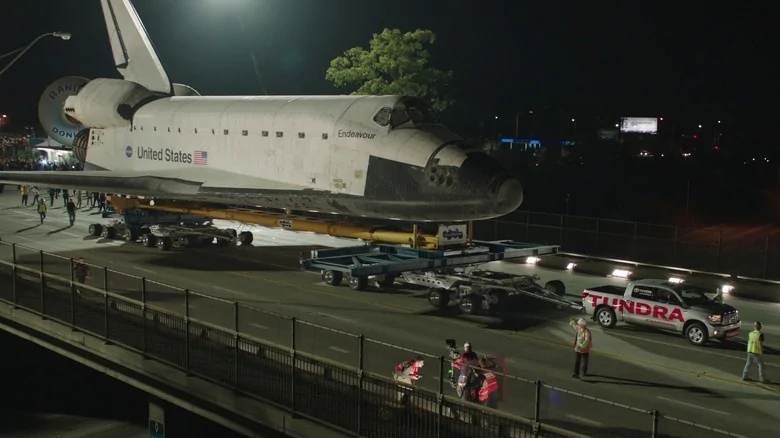 2025 2026 4runner 6th gen What's the weight of the RV trailer you tow? toyota-tundra-150-ton-nasa-space-shuttle-endeavour-1753258291