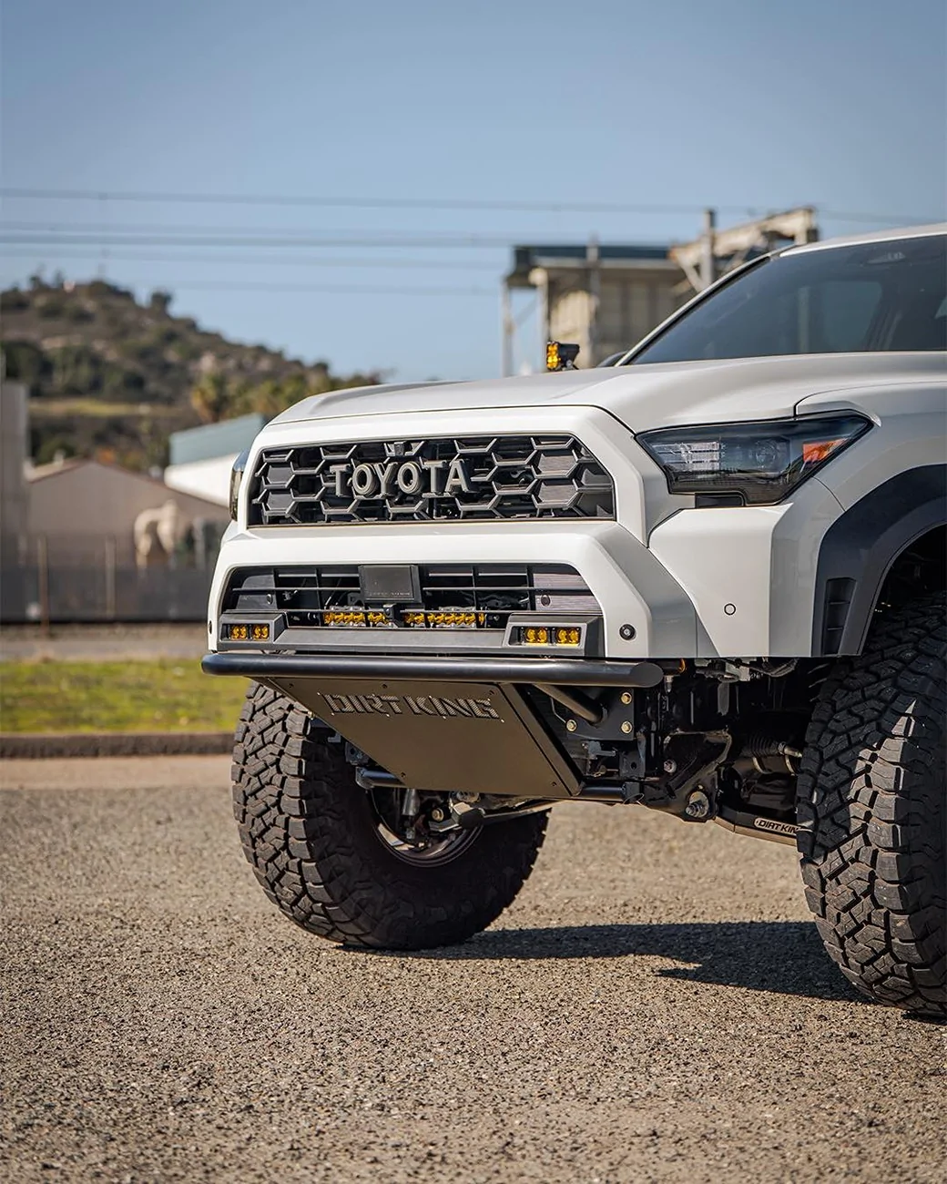 2025 2026 4runner 6th gen ICE CAP WHITE Photos 4Runner 6th Gen (2025+) Dirt King build with their UCA : LCA, 2.5 DCA Shocks, and a custom prerunner front bumper 5