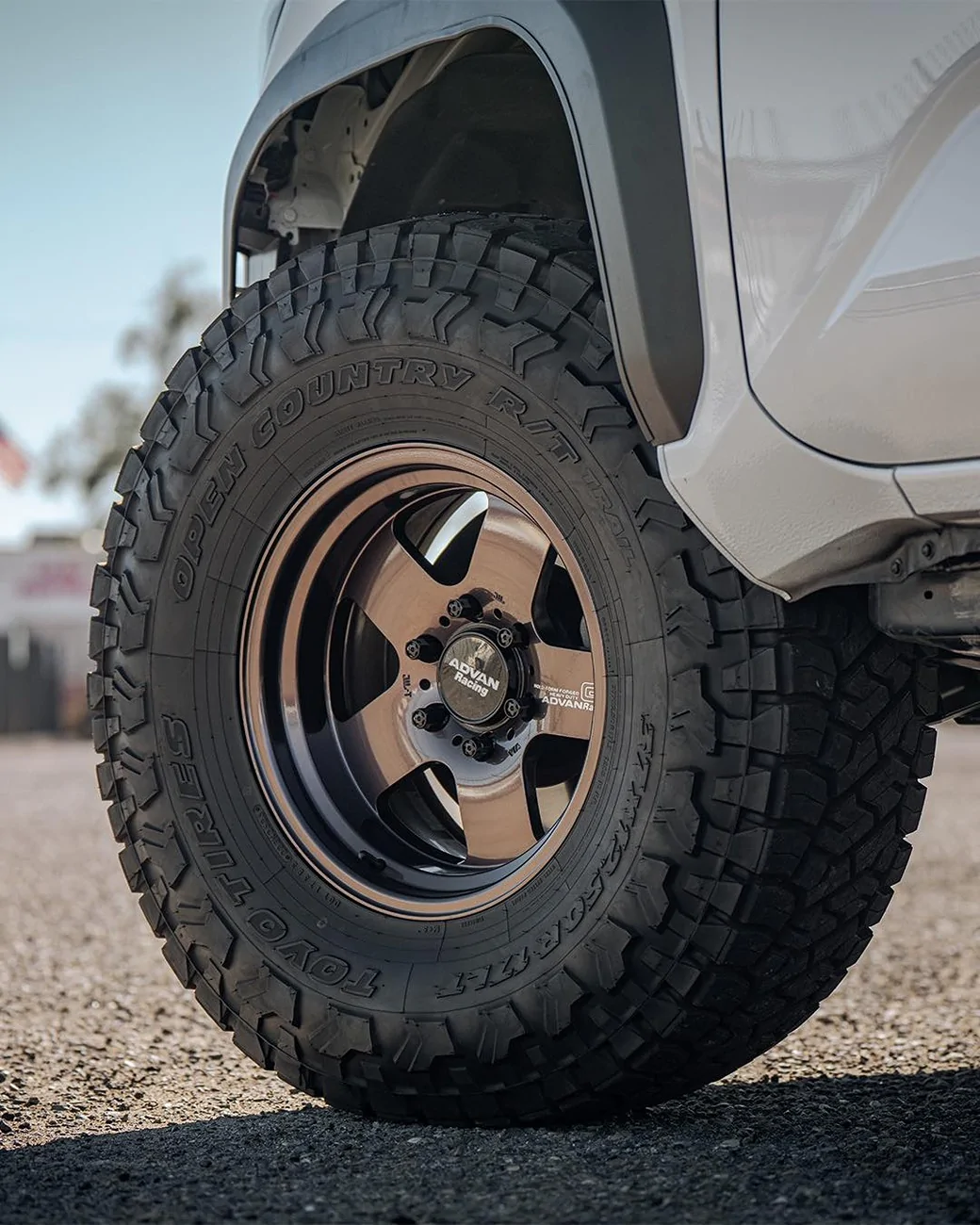 2025 2026 4runner 6th gen ICE CAP WHITE Photos 4Runner 6th Gen (2025+) Dirt King build with their UCA : LCA, 2.5 DCA Shocks, and a custom prerunner front bumper 1