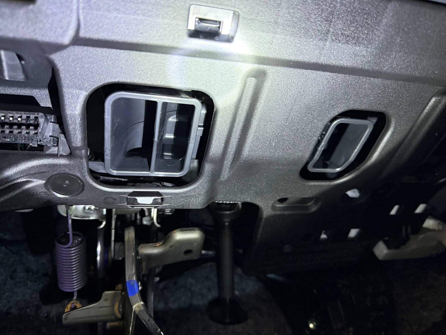 2025 2026 4runner 6th gen Best way to access trailer brake connector on 2026 TRD Off Road Premium with tow package? IMG_4213(1)