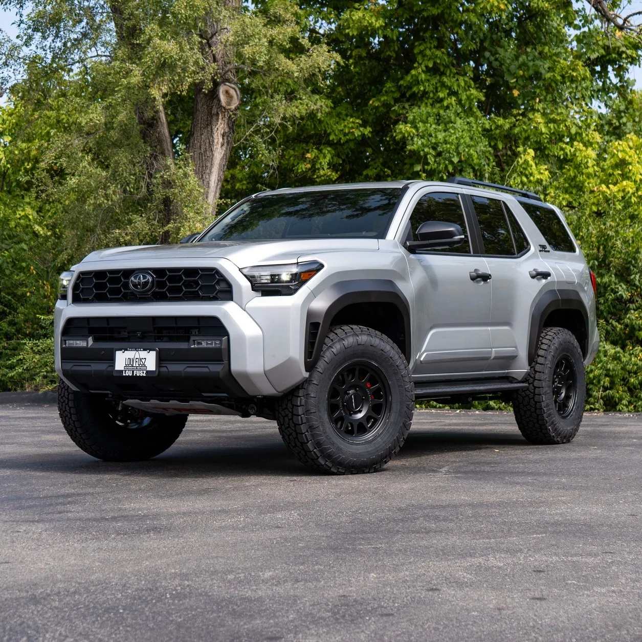 2025 2026 4runner 6th gen Power Wagon vibes on a 4Runner - 34"x10.5"R17 Toyo AT3 fitment question Bilstein 6112/6100 + Westcott rear pucks 554519740_1638658314228163_4577111047225547977_n