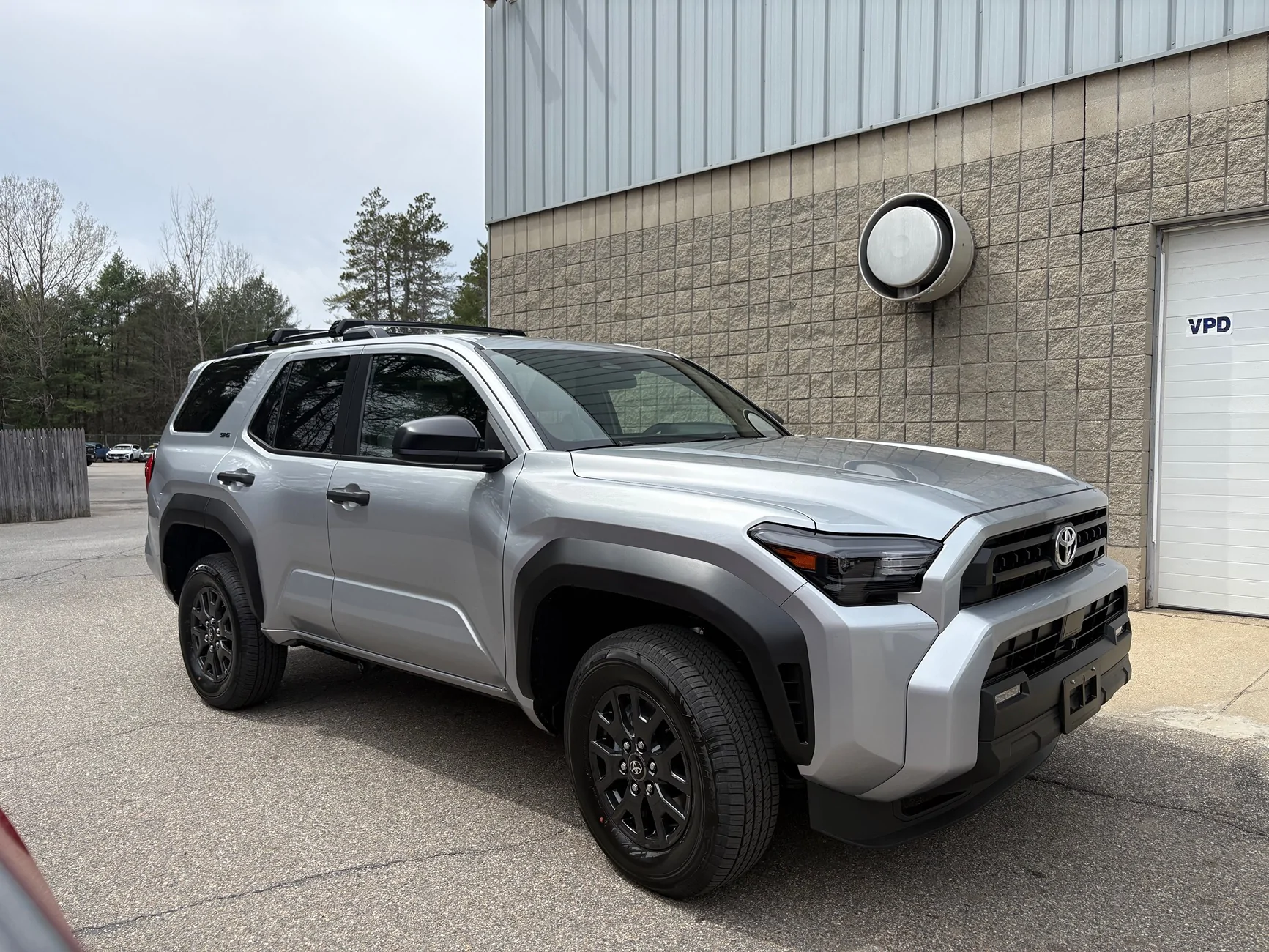 2025 2026 4runner 6th gen Power Wagon vibes on a 4Runner - 34"x10.5"R17 Toyo AT3 fitment question Bilstein 6112/6100 + Westcott rear pucks IMG_3684 2