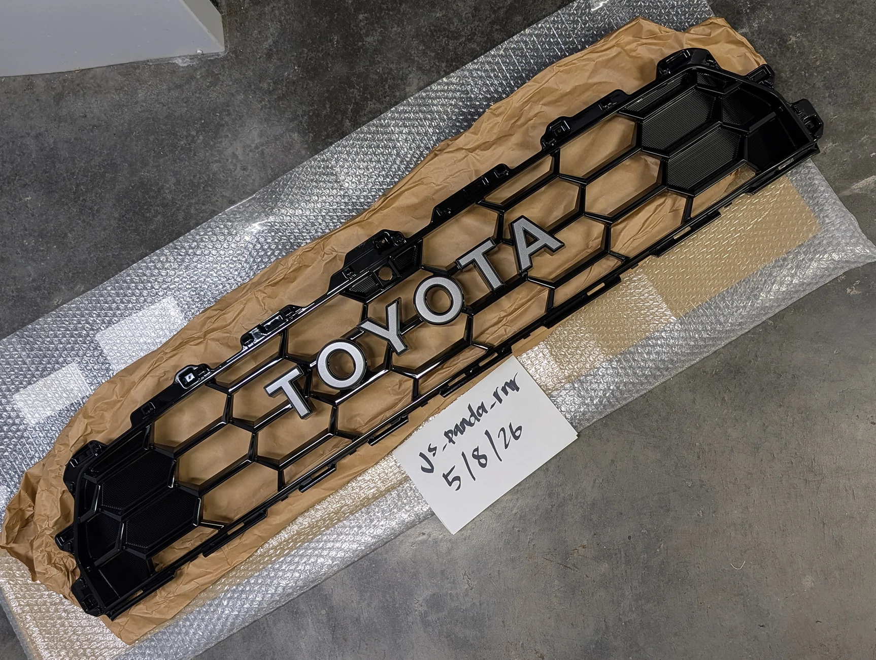 2025 2026 4runner 6th gen FS: TRD Pro grille PXL_20260508_220911932