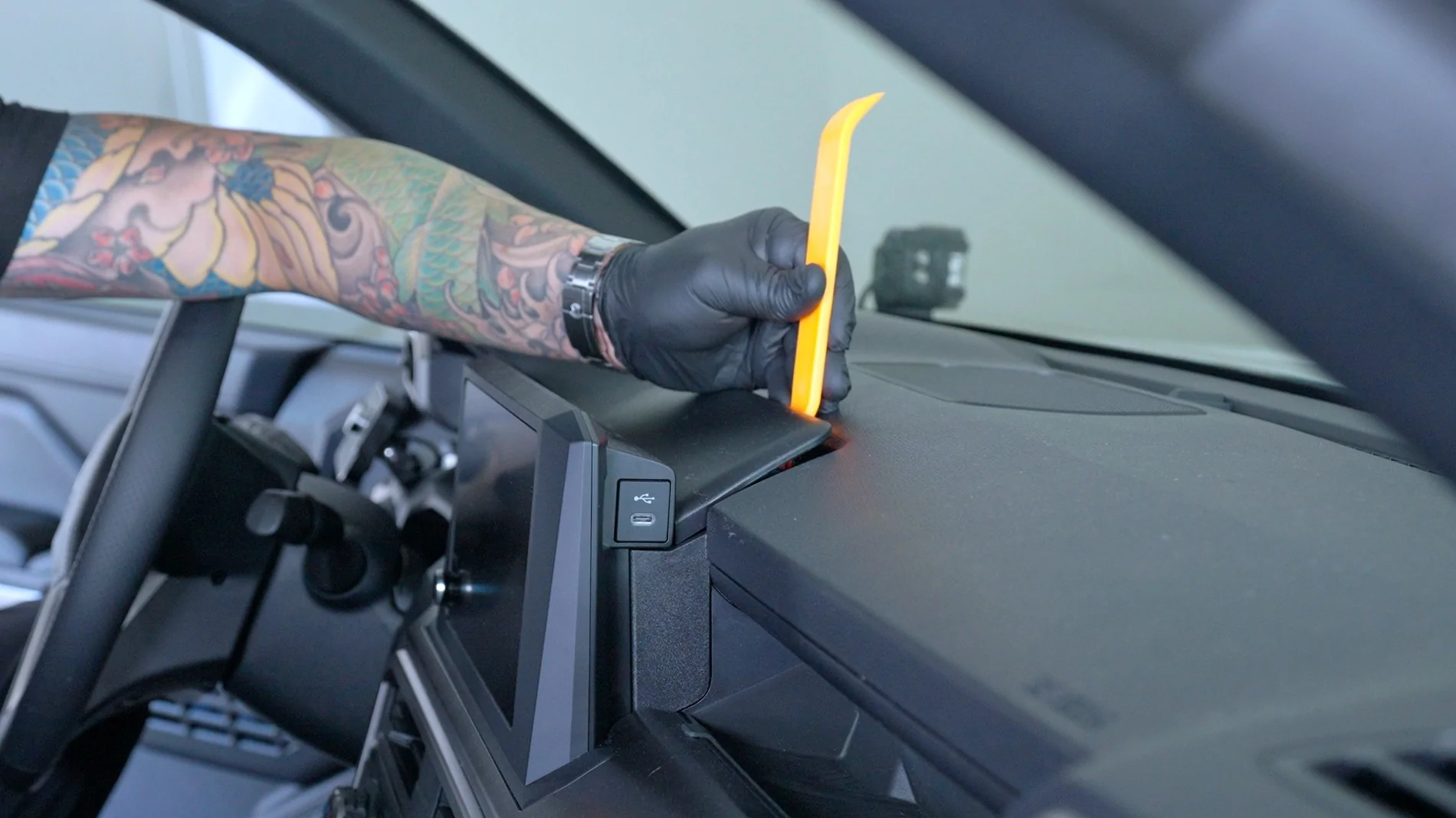 2025 2026 4runner 6th gen Installed Aftermarket 14 Inch Screen Head Unit Upgrade (CarTrimHome C12) Trim Removal