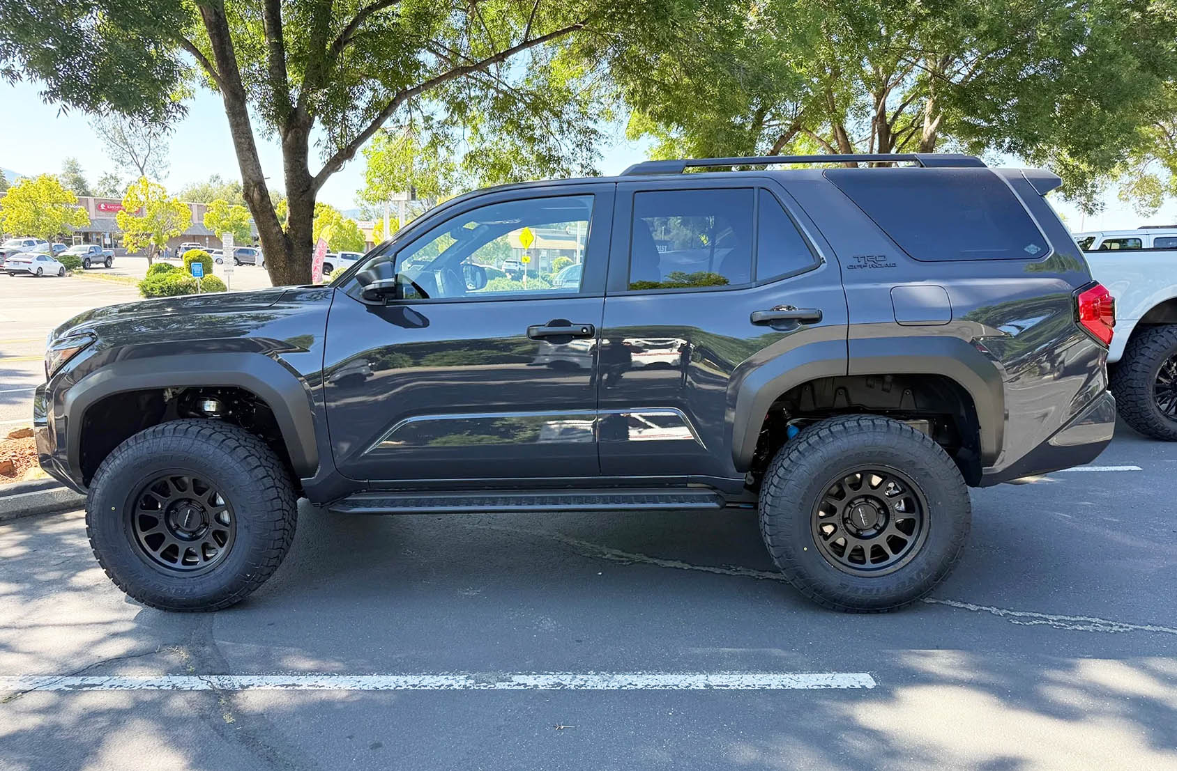 2025 2026 4runner 6th gen 2.5” ReadyLift, Method 703 wheels, 275/70/17 tires on 2026 4Runner TRD ORP 2026 4Runner TRD ORP on 2.5” ReadyLift, Method 703 wheels, 275:70:17 tires