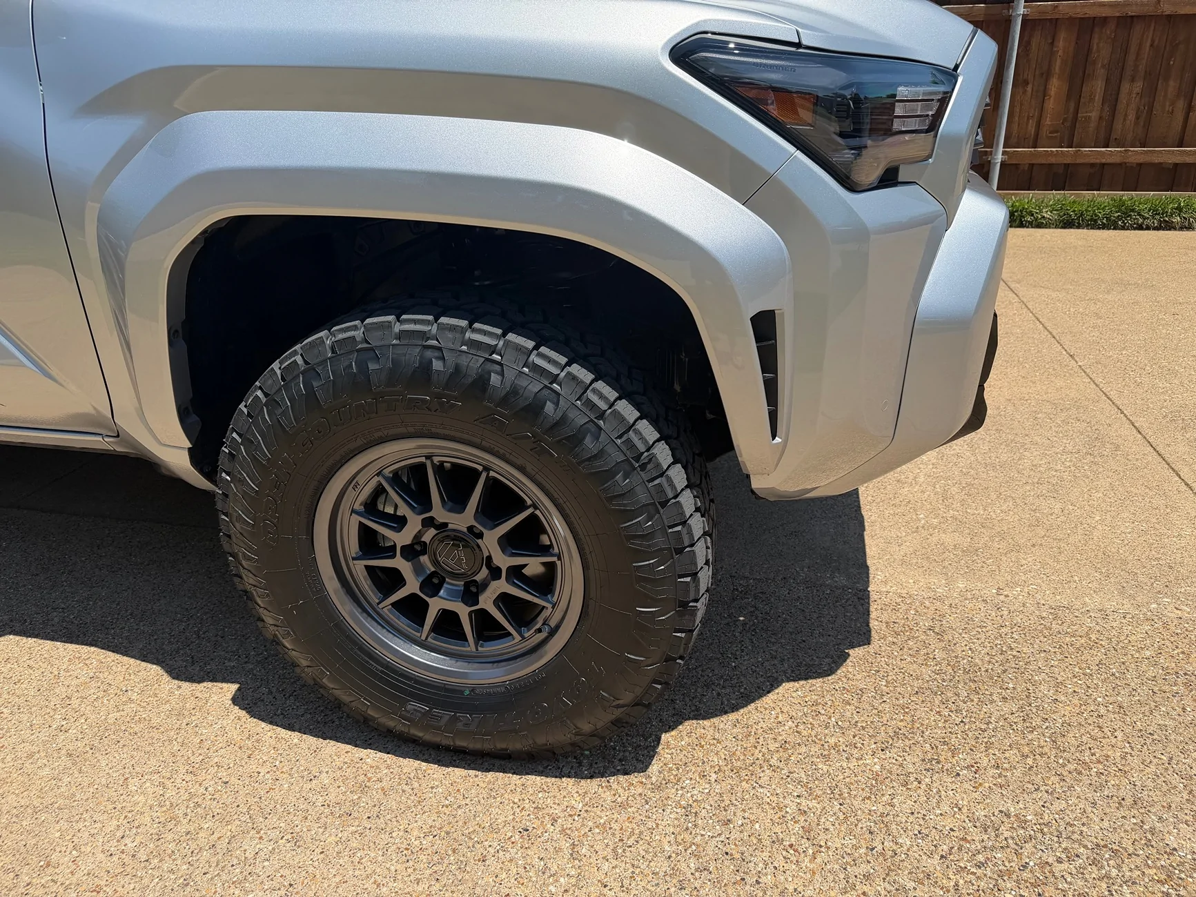 2025 2026 4runner 6th gen 2.75" front lift with Bilstein 5100 + 6100 rear shocks + 285 AT3 tires + Fuel Off-Road Spur 17” wheels +25 offset IMG_5151