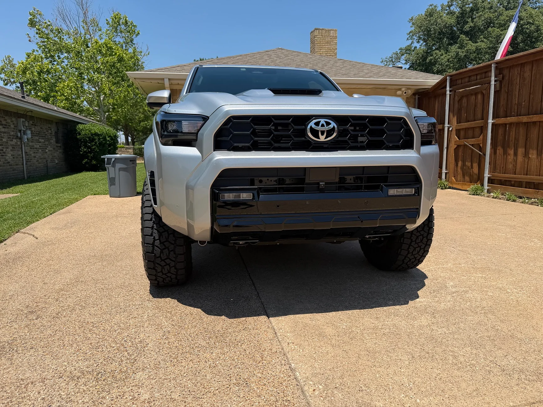 2025 2026 4runner 6th gen 2.75" front lift with Bilstein 5100 + 6100 rear shocks + 285 AT3 tires + Fuel Off-Road Spur 17” wheels +25 offset IMG_5152