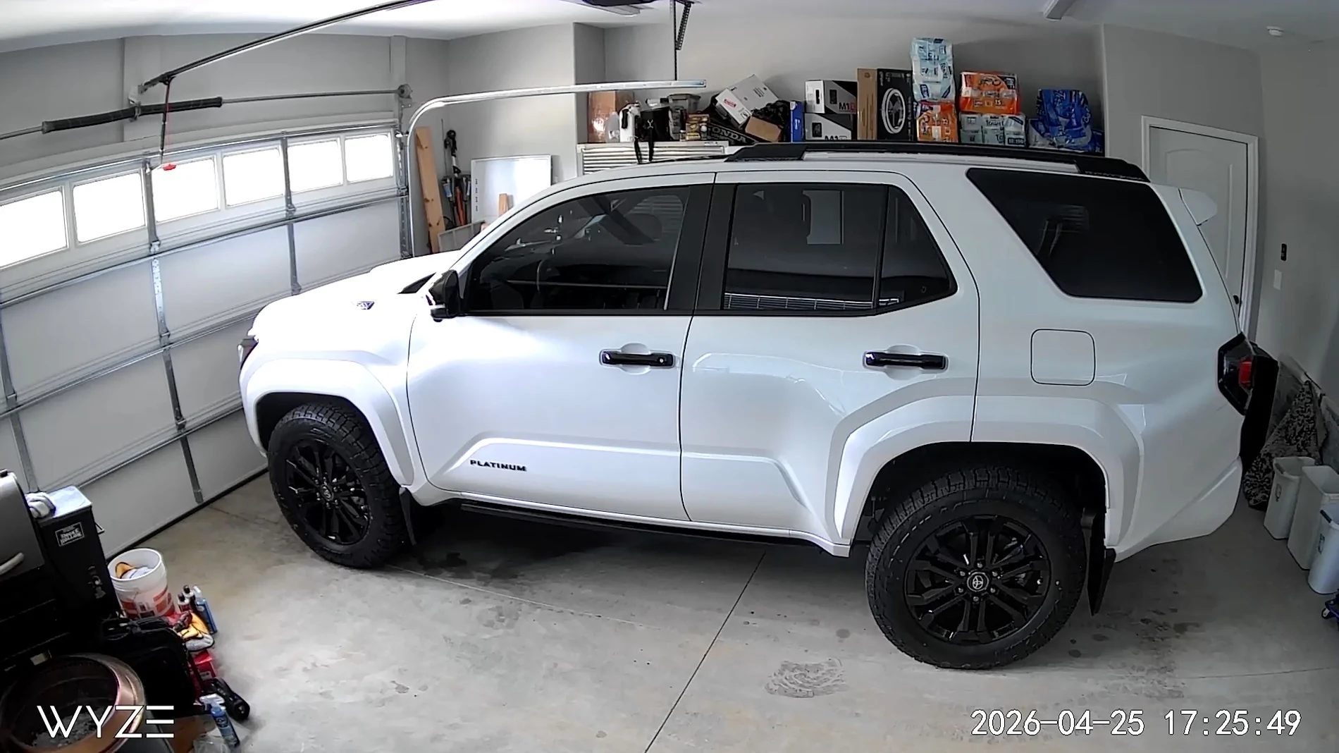 2025 2026 4runner 6th gen 2026 Platinum - Tire Swap To Survive in Ice/Snow WYZE_1777152350.2064629