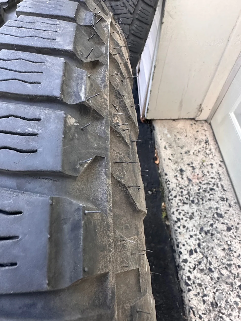 2025 2026 4runner 6th gen OEM Toyo Open Country AT3 265/70 R18 IMG_8993