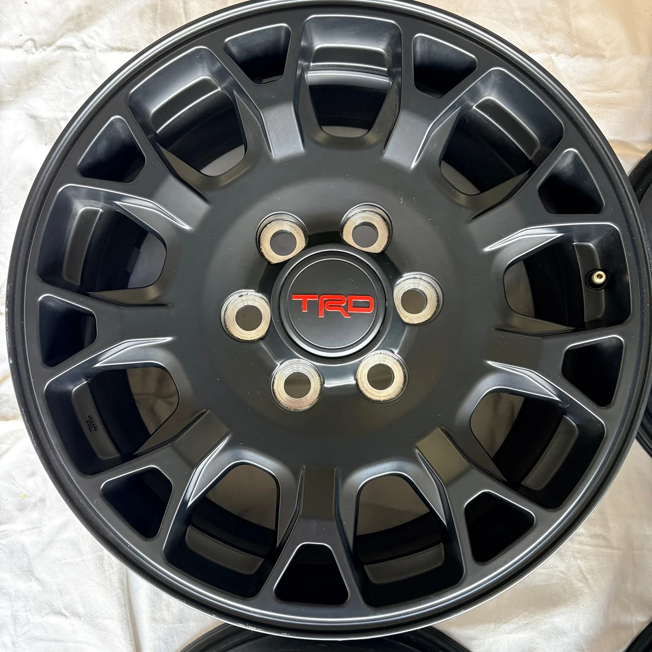 2025 2026 4runner 6th gen For Sale OEM TRD 18” Flat Black Alloy Wheels IMG_7019