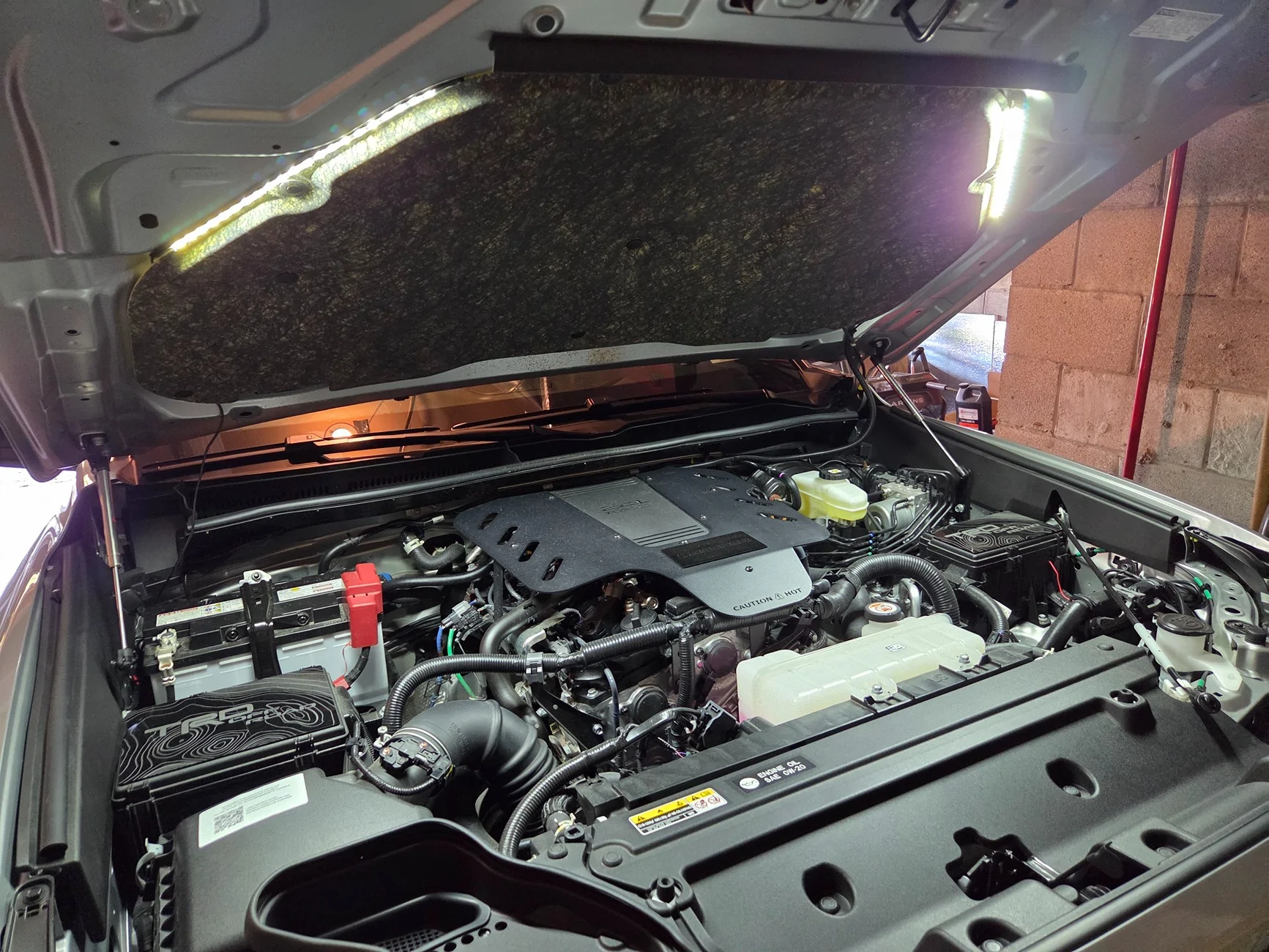 2025 2026 4runner 6th gen What did you do to your 6th Gen 4Runner today?? 👨🏻‍🔧 🧰 🛠 Engine Bay3