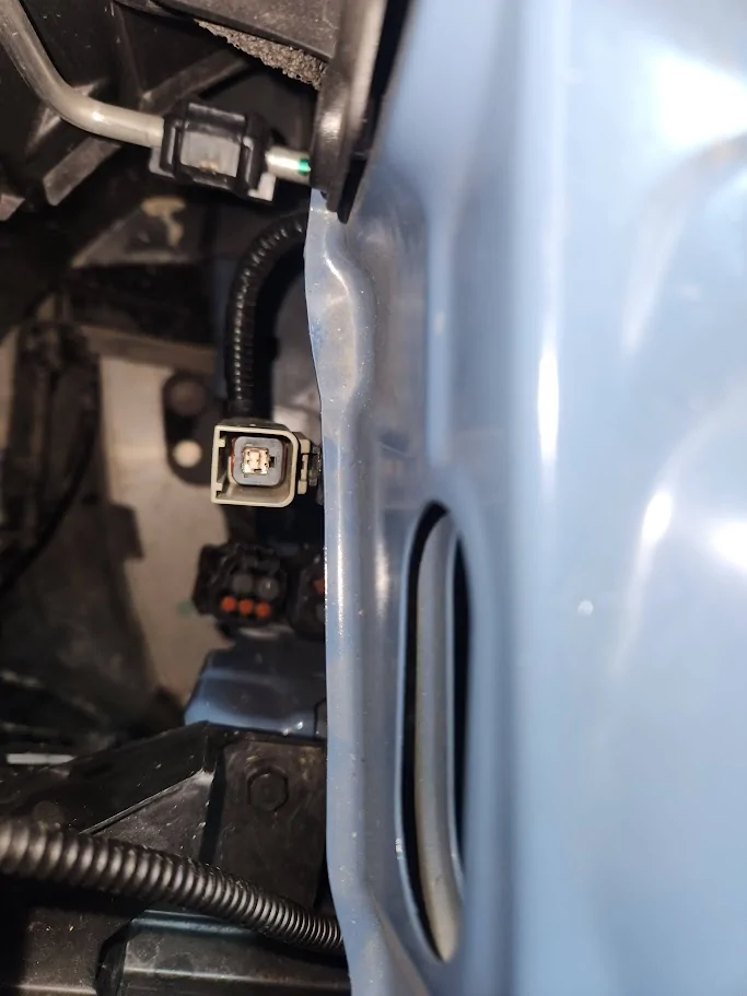 2025 2026 4runner 6th gen Install full aux harness possible ? 20260208_115657