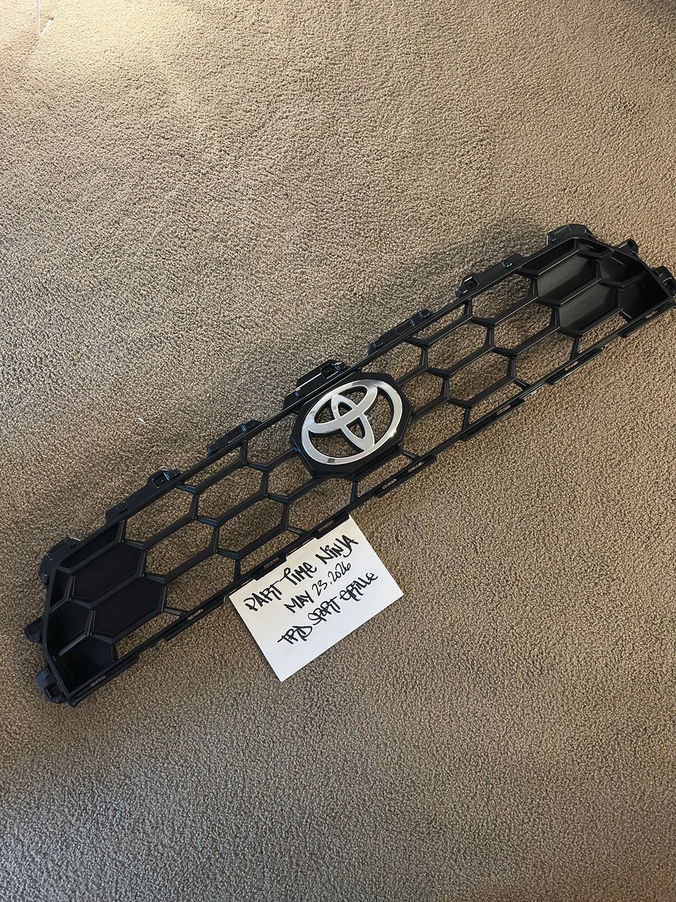 2025 2026 4runner 6th gen FOR SALE - TRD SPORT UPPER GRILLE IMG_9688