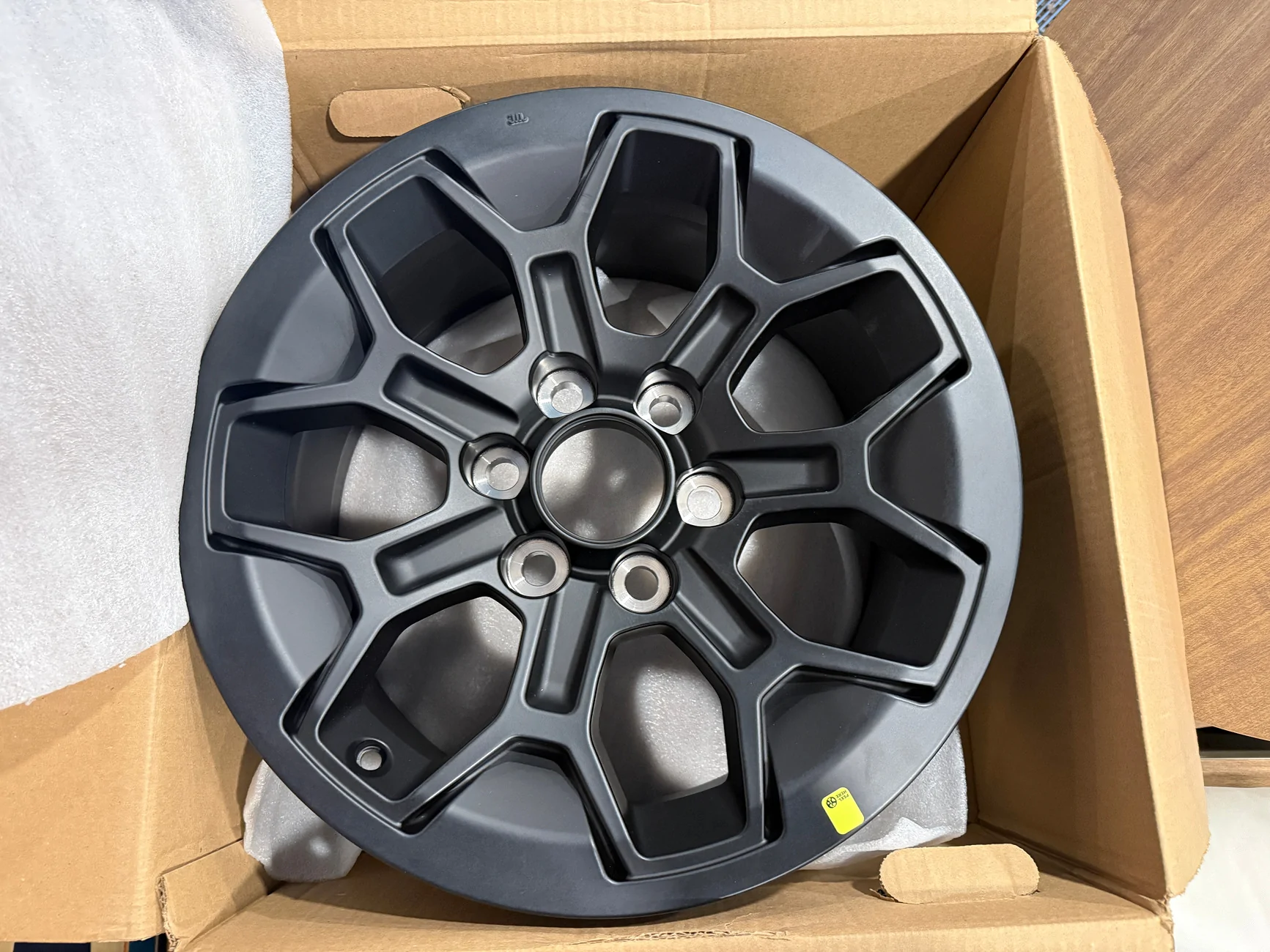 2025 2026 4runner 6th gen (4) New 18" TRD Pro wheels IMG_9312