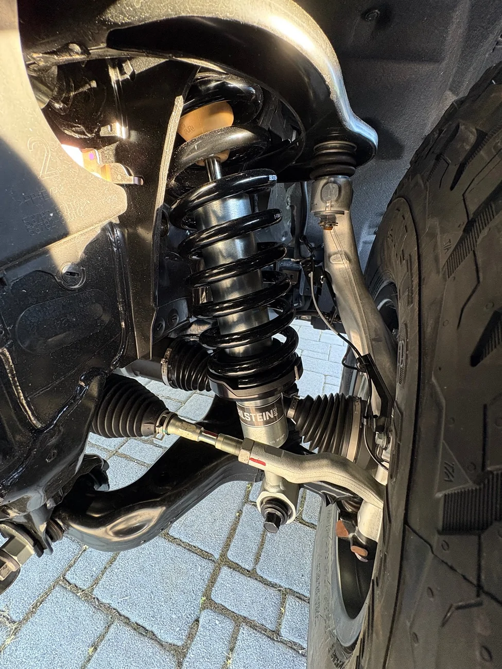 2025 2026 4runner 6th gen Silver SR5 (7 seater) Build- Bilstein 6112 / 6100, Westcott Designs rear pucks, Method 703 +35 offset, 285/75R17 BFG KO3 IMG_3962