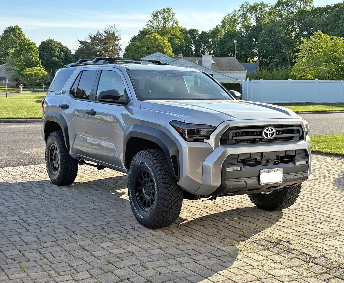2025 2026 4runner 6th gen Silver SR5 (7 seater) Build- Bilstein 6112 / 6100, Westcott Designs rear pucks, Method 703 +35 offset, 285/75R17 BFG KO3 35436-3cfc0283a01aba8a7f4558119bbec841