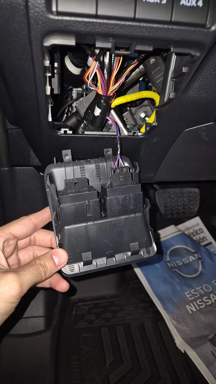 2025 2026 4runner 6th gen Anyone know what this connector is prepped for? 20260531_194206