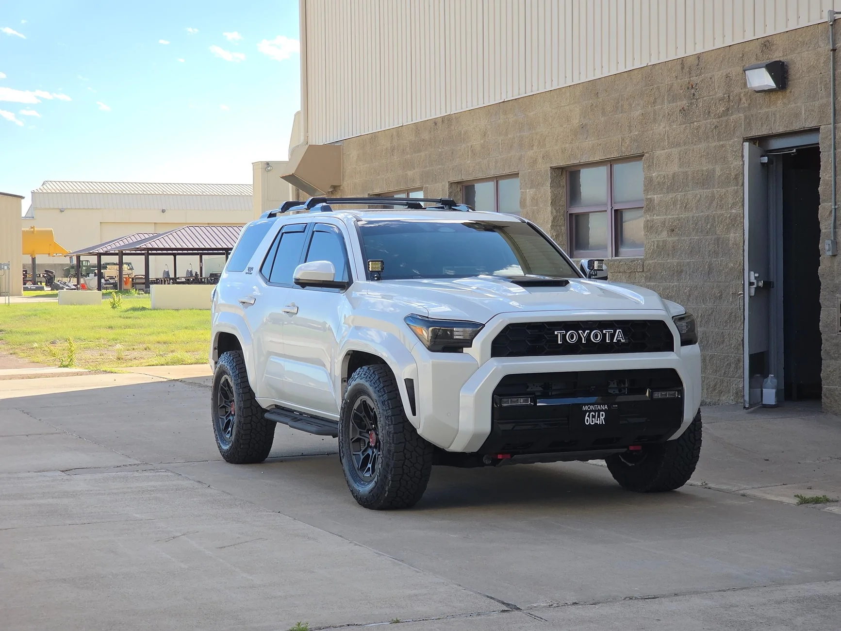 2025 2026 4runner 6th gen TRD Pro Wheels - 275/70 tire without lift? 20260605_181621