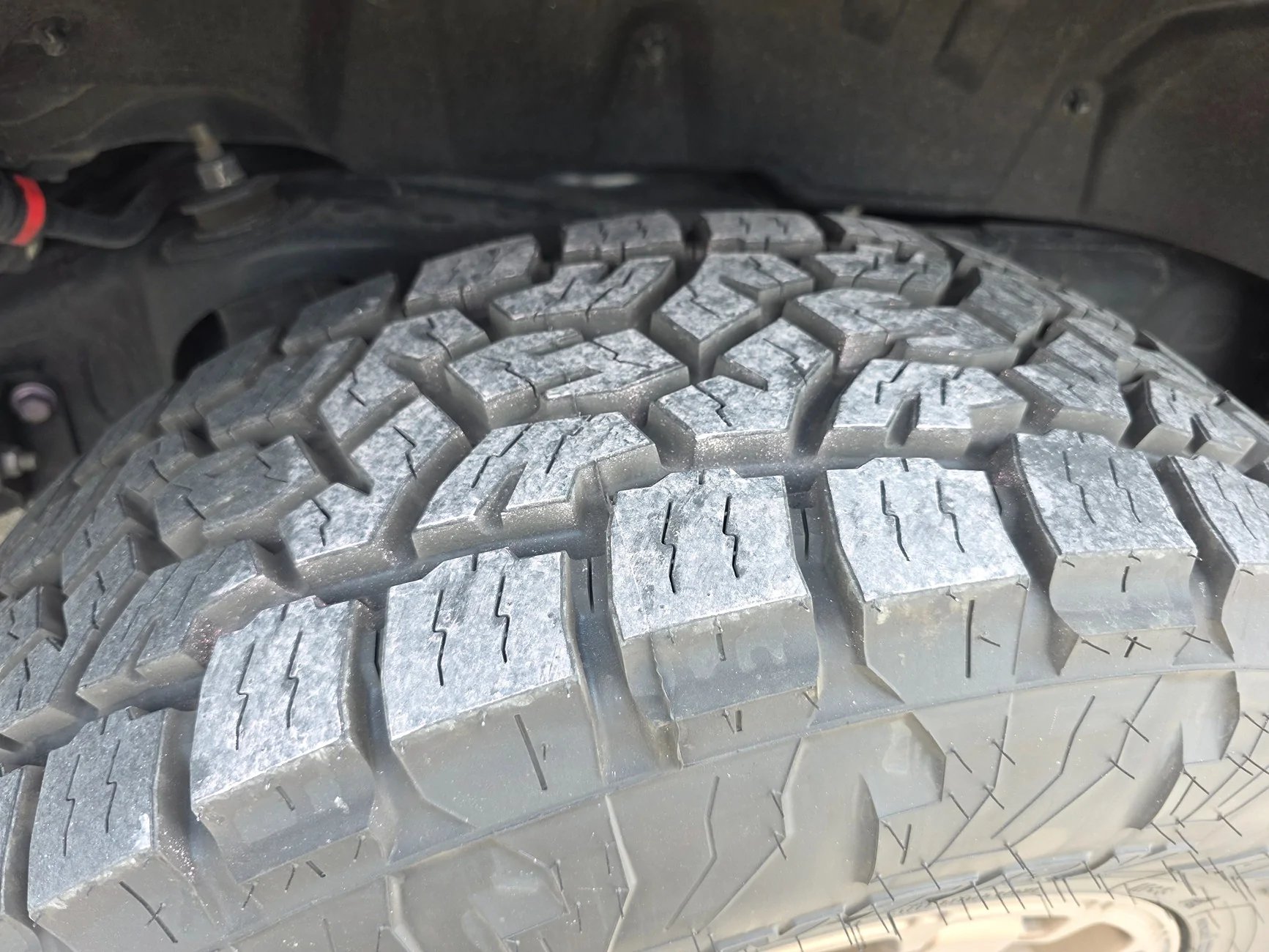 2025 2026 4runner 6th gen Chalk Test & MPG Update - 275/70/18 Toyo Open Country AT3 E Load 20260607_105614
