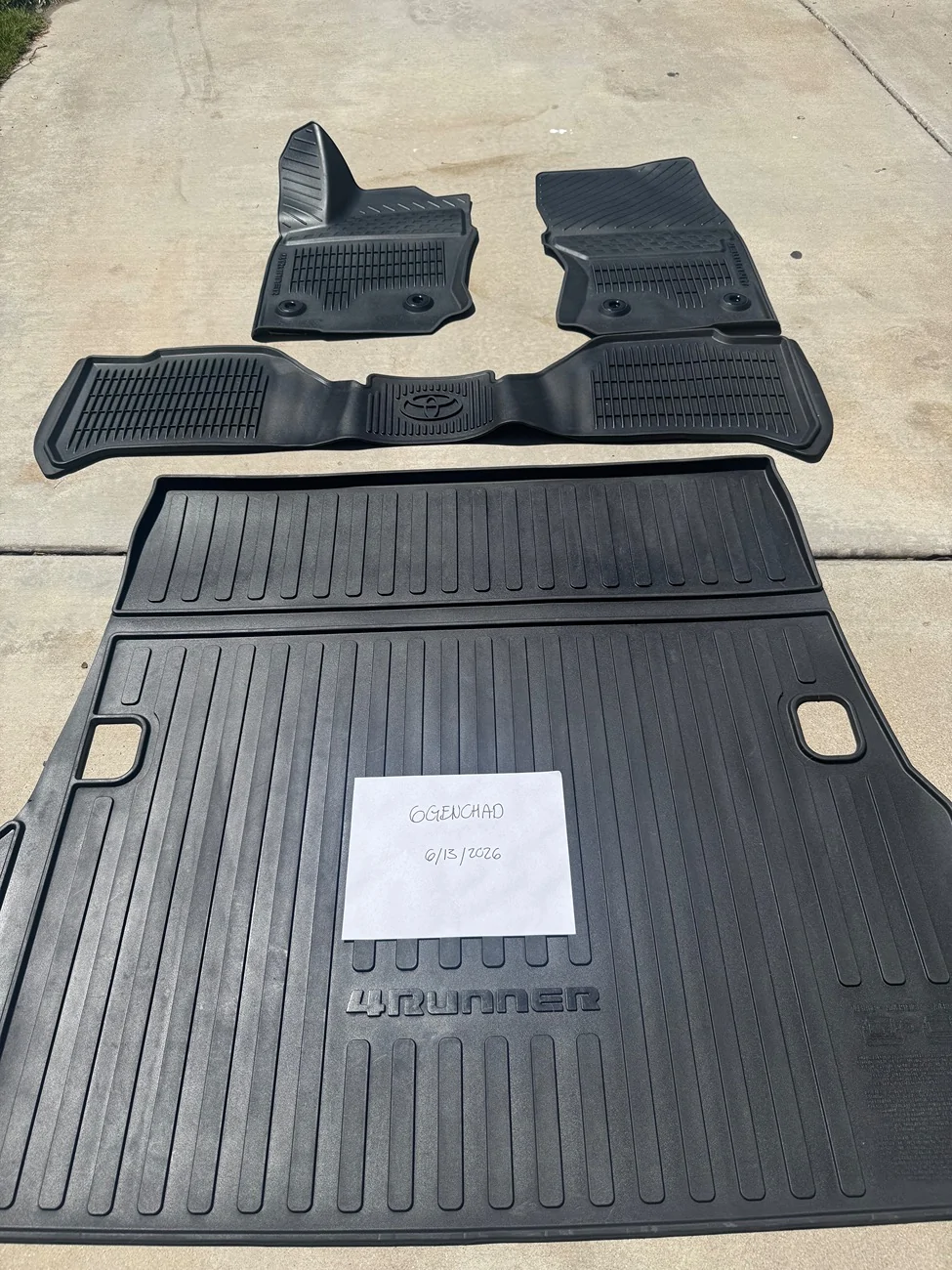 2025 2026 4runner 6th gen (SOLD!) (Free!) OEM All-Weather Floor Mats (San Diego) Pickup Only IMG_1113