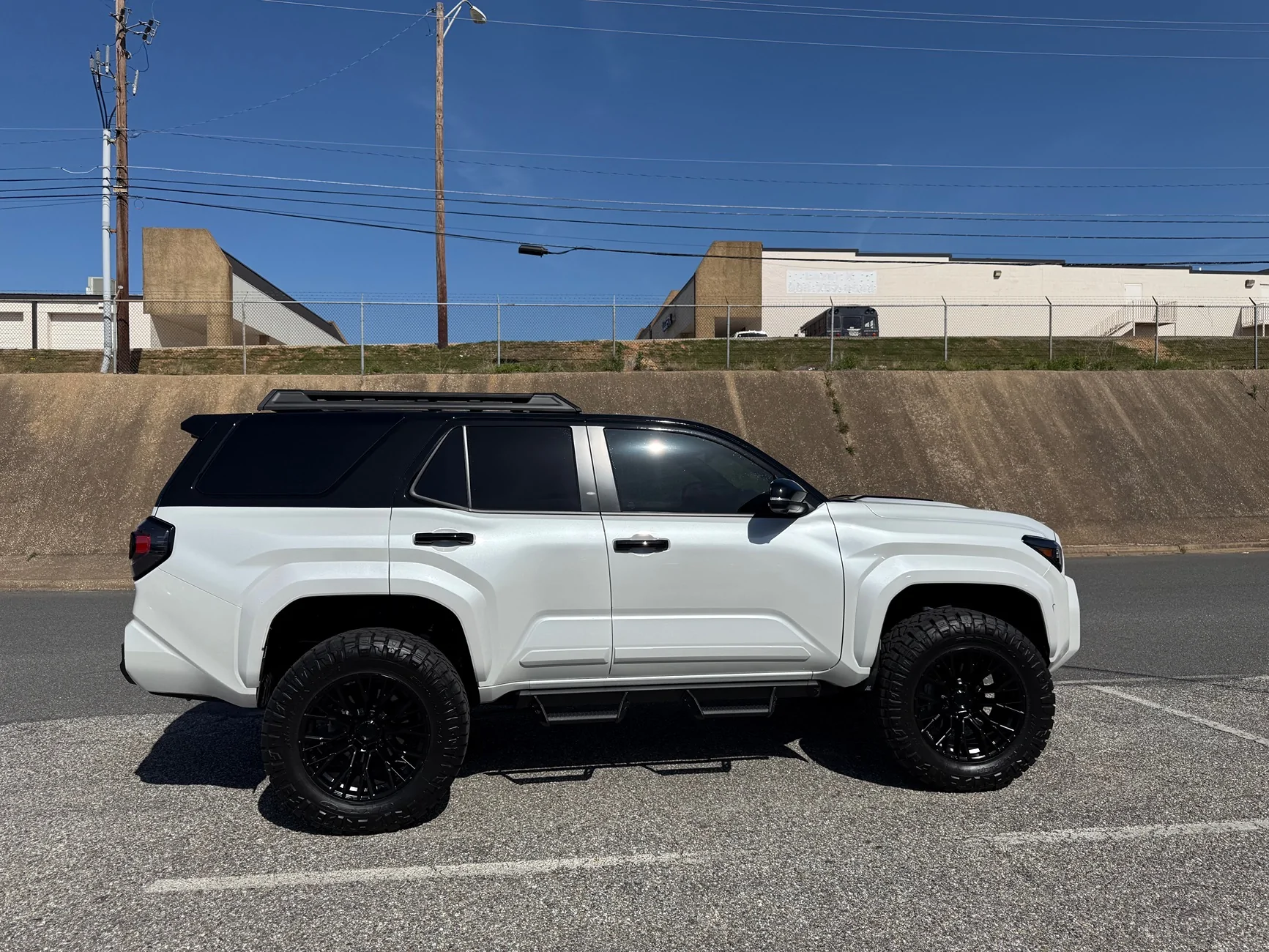 2025 2026 4runner 6th gen Wife’s New TRD Sport on 35's, 3.5" Rough Country Lift, 20" Fuel Rebar wheels -18 offset IMG_0030
