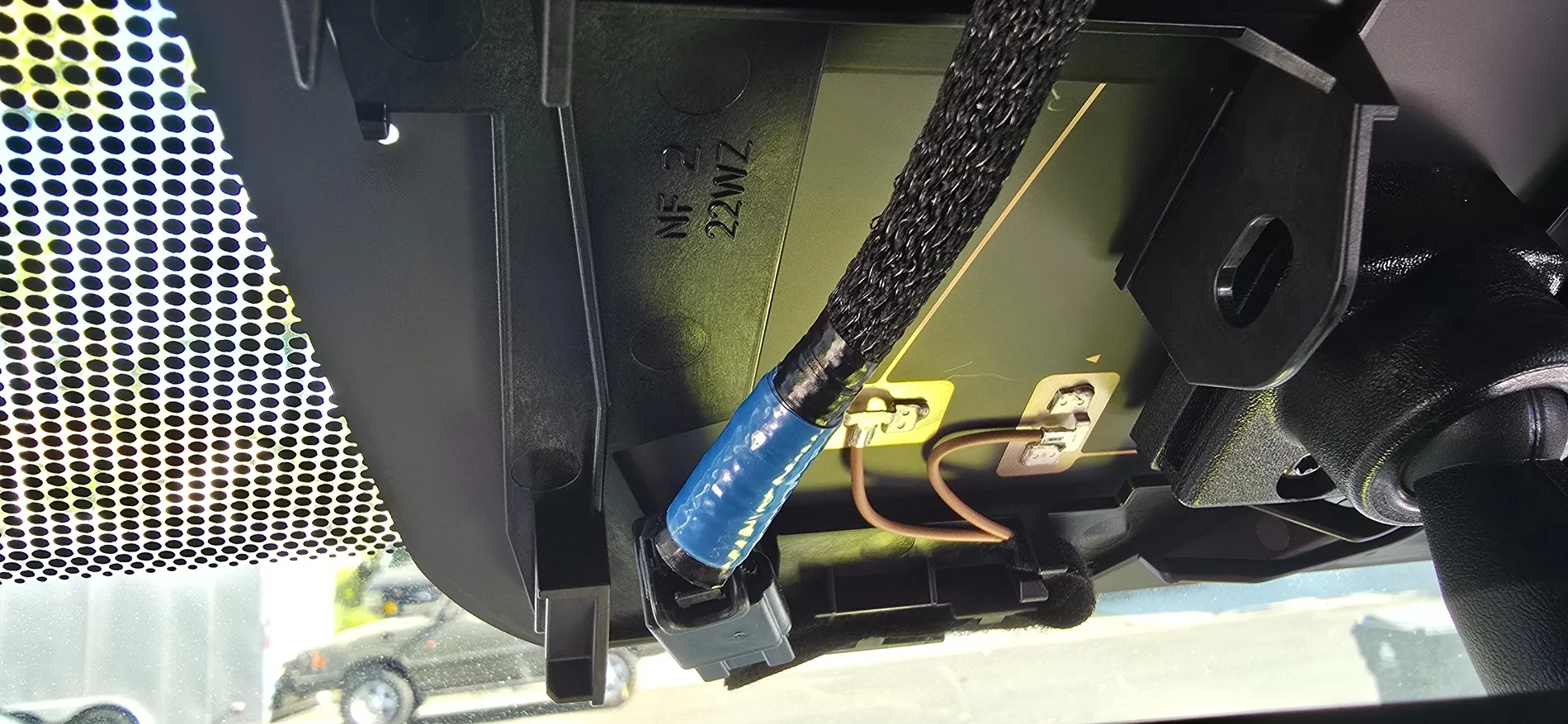2025 2026 4runner 6th gen NEW 2026 4 Runner SR5 RWD & Dongar PRO cable connection problem Left Sid