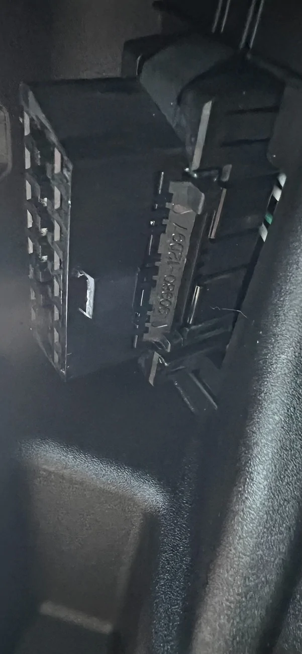2025 2026 4runner 6th gen Getting rid of dealer installed vehicle's tracker 2026 4Runner OBD II Port