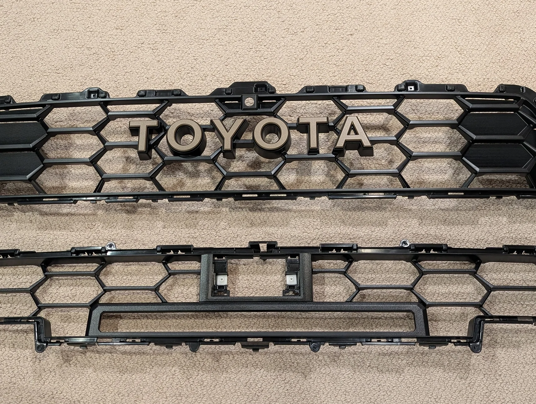 2025 2026 4runner 6th gen Trailhunter Upper & Lower Grilles PXL_20260621_204355493