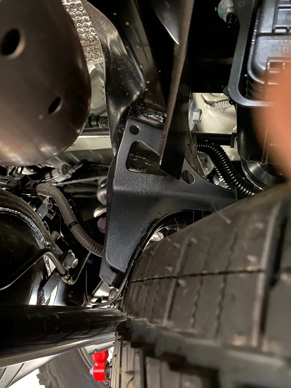 2025 2026 4runner 6th gen Largest size spare tire fit in undermount carrier? IMG_8335