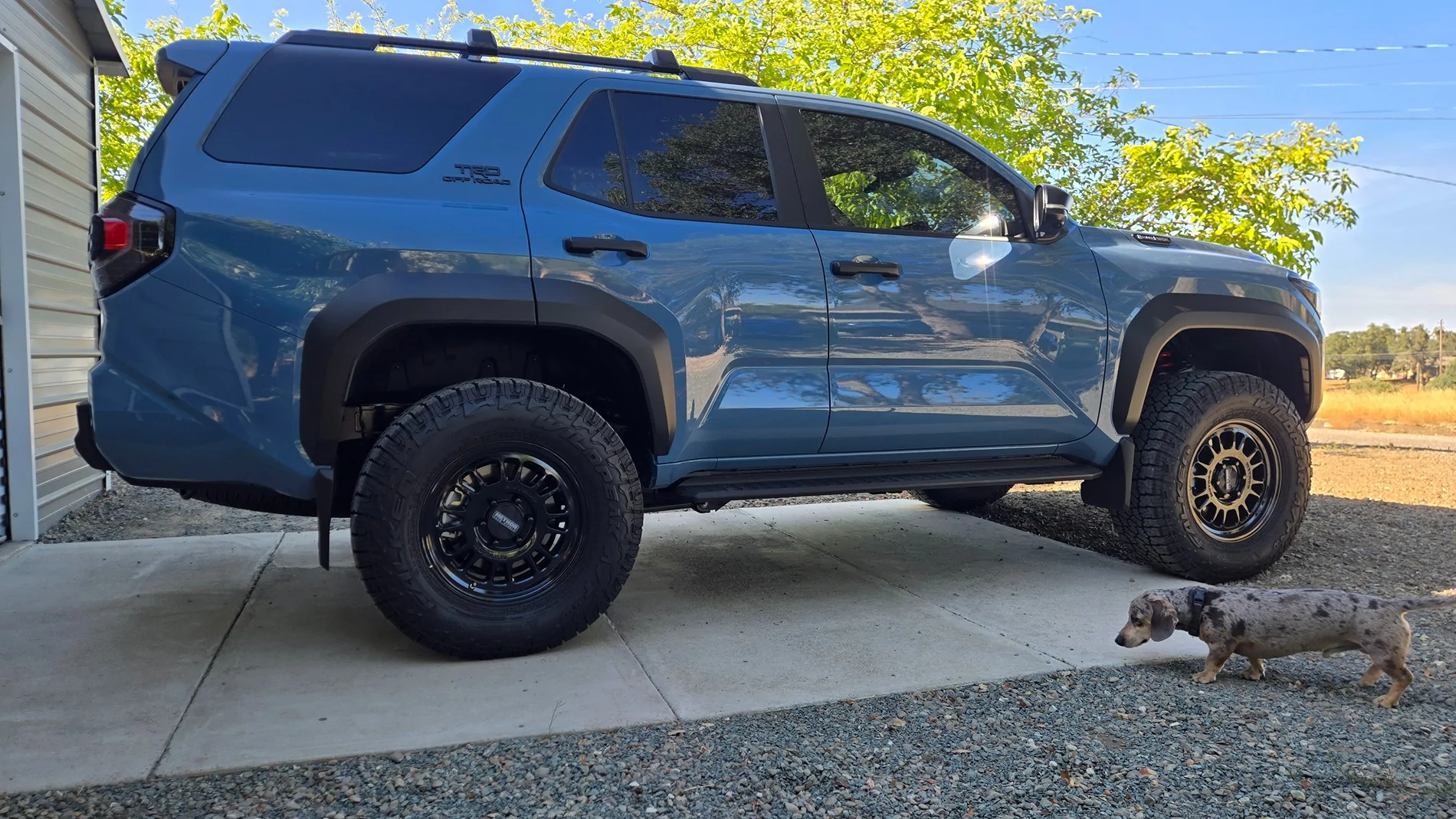 2025 2026 4runner 6th gen Any updates on OEM 2.5" TRD Suspension Lift? 3 quater view lift (2)