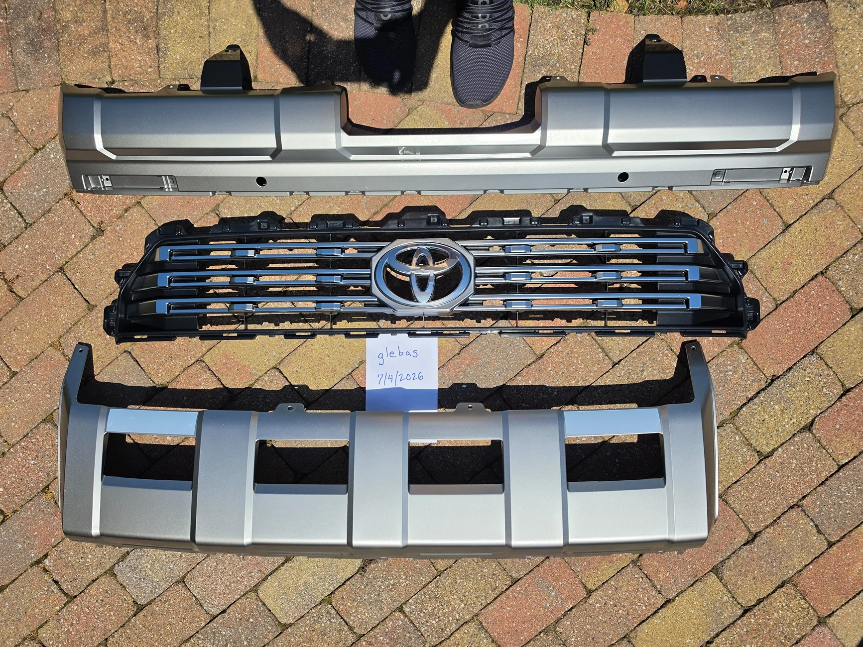 2025 2026 4runner 6th gen 6th Gen 2026 Toyota 4Runner Limited chrome front grille and satin front/rear bumpers 20260704_115520