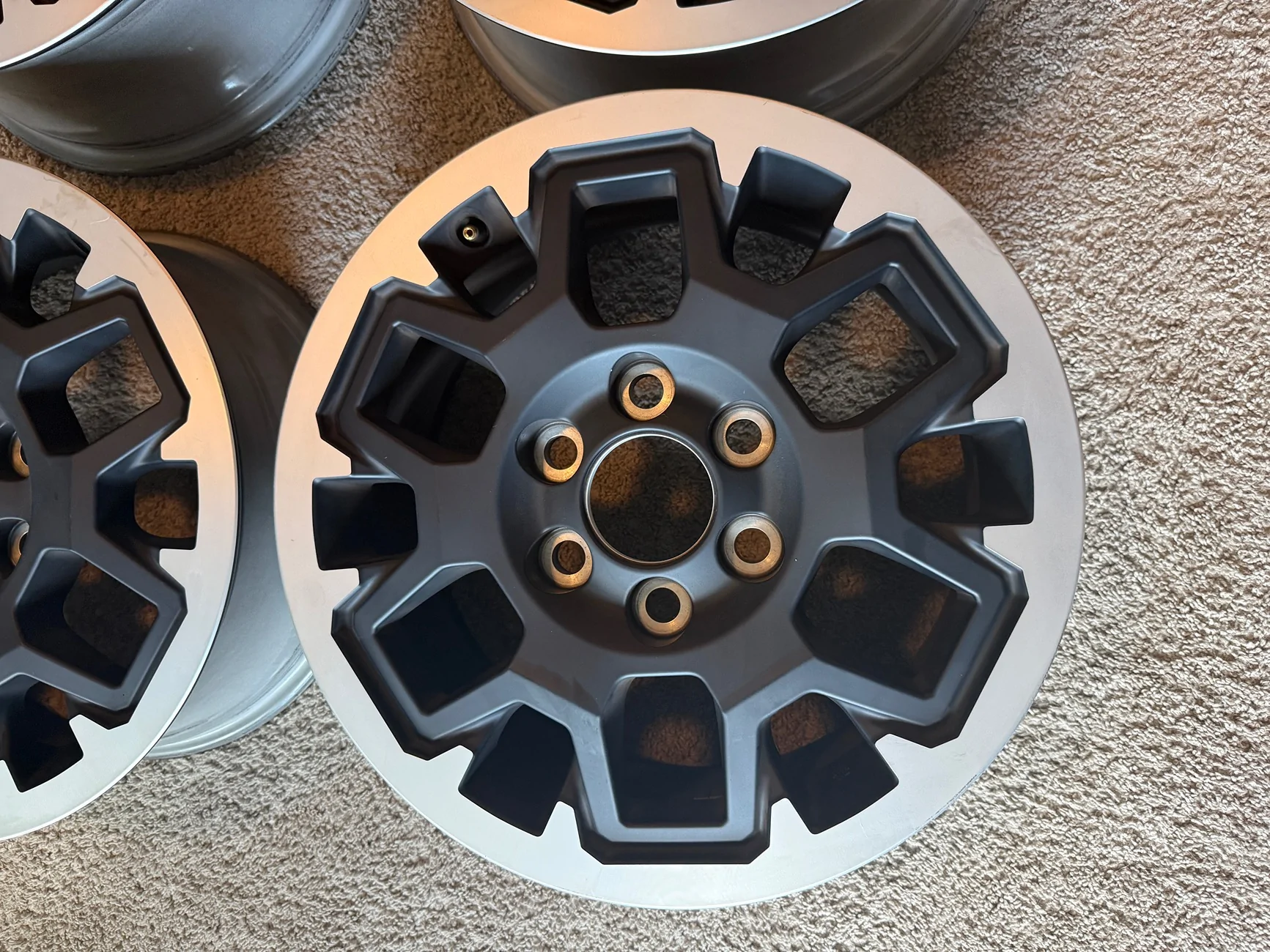 2025 2026 4runner 6th gen 2026 4Runner TRD Off Road Rims (6k miles, $500 OBO) IMG_1172