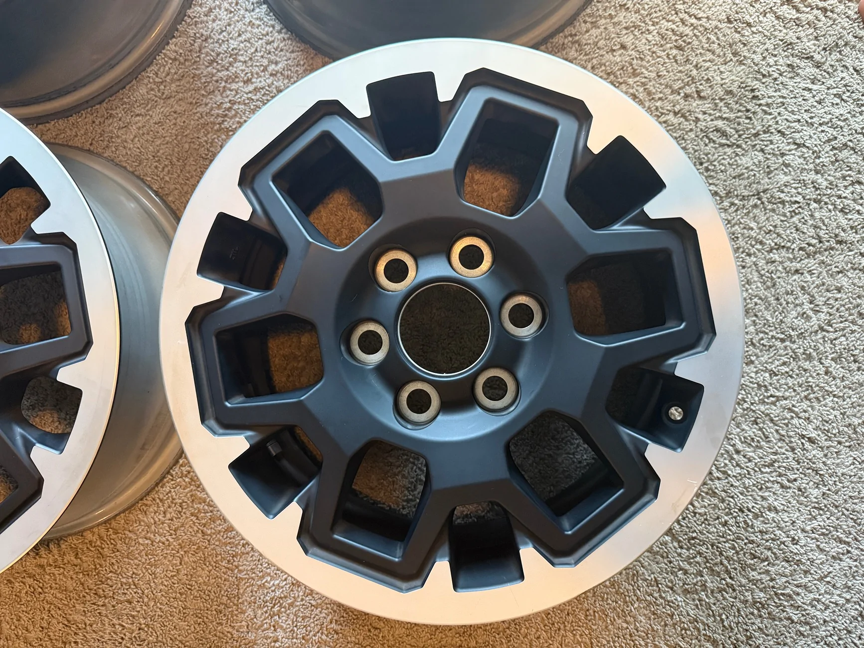 2025 2026 4runner 6th gen 2026 4Runner TRD Off Road Rims (6k miles, $500 OBO) IMG_1173