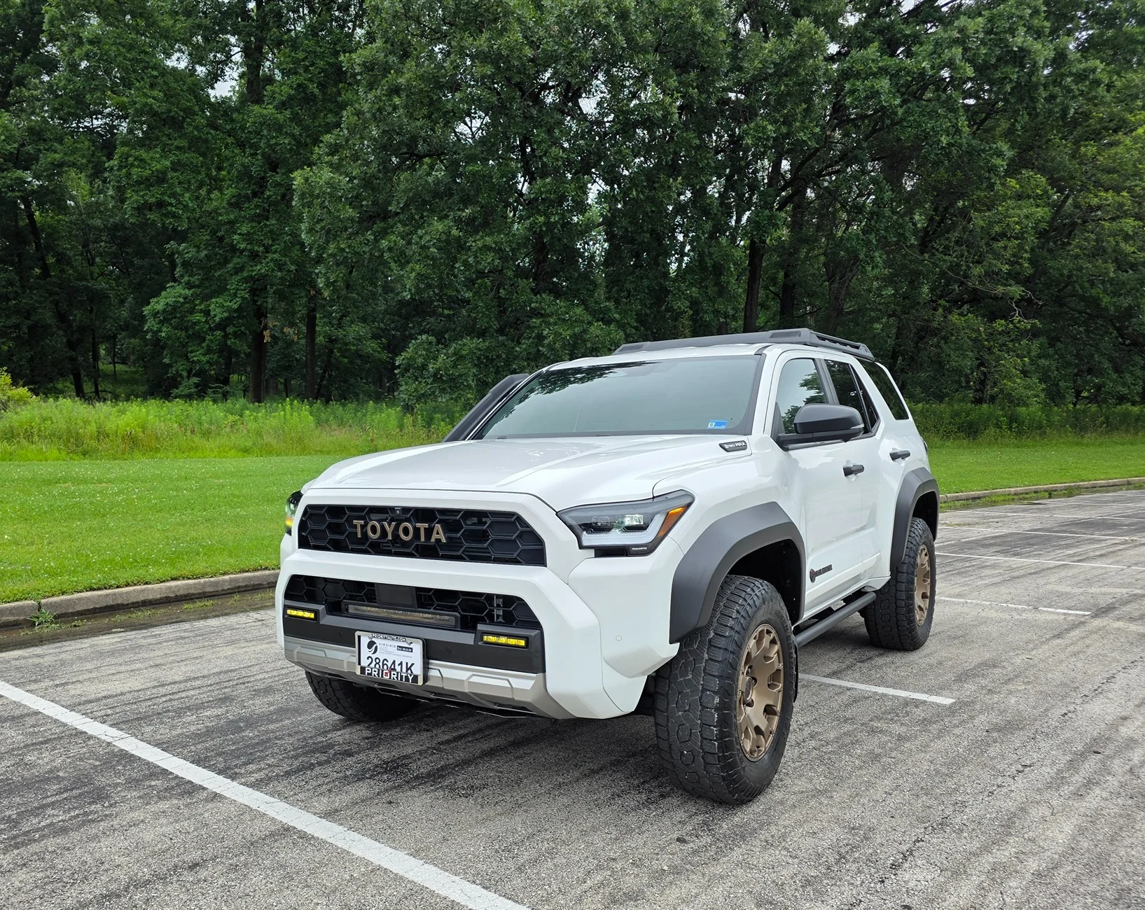 2025 2026 4runner 6th gen Picture Request... Anyone running 17x8.5 +25 w/ 315/70/17 tires and 2.5 inch lift. TH1